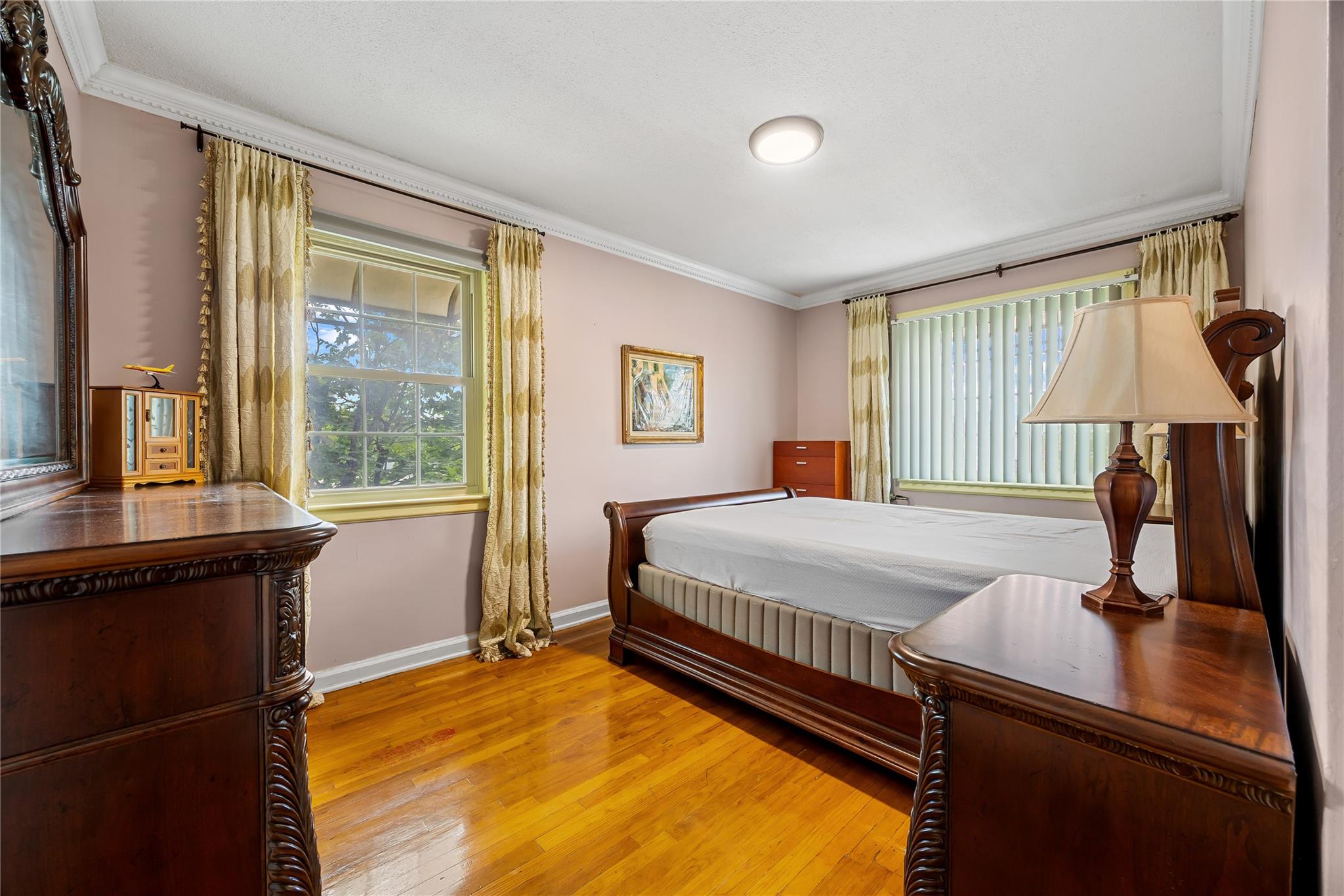 #8 photo, 17-12 Starr Street, クイーンズ区 Ridgewood , NY 11385