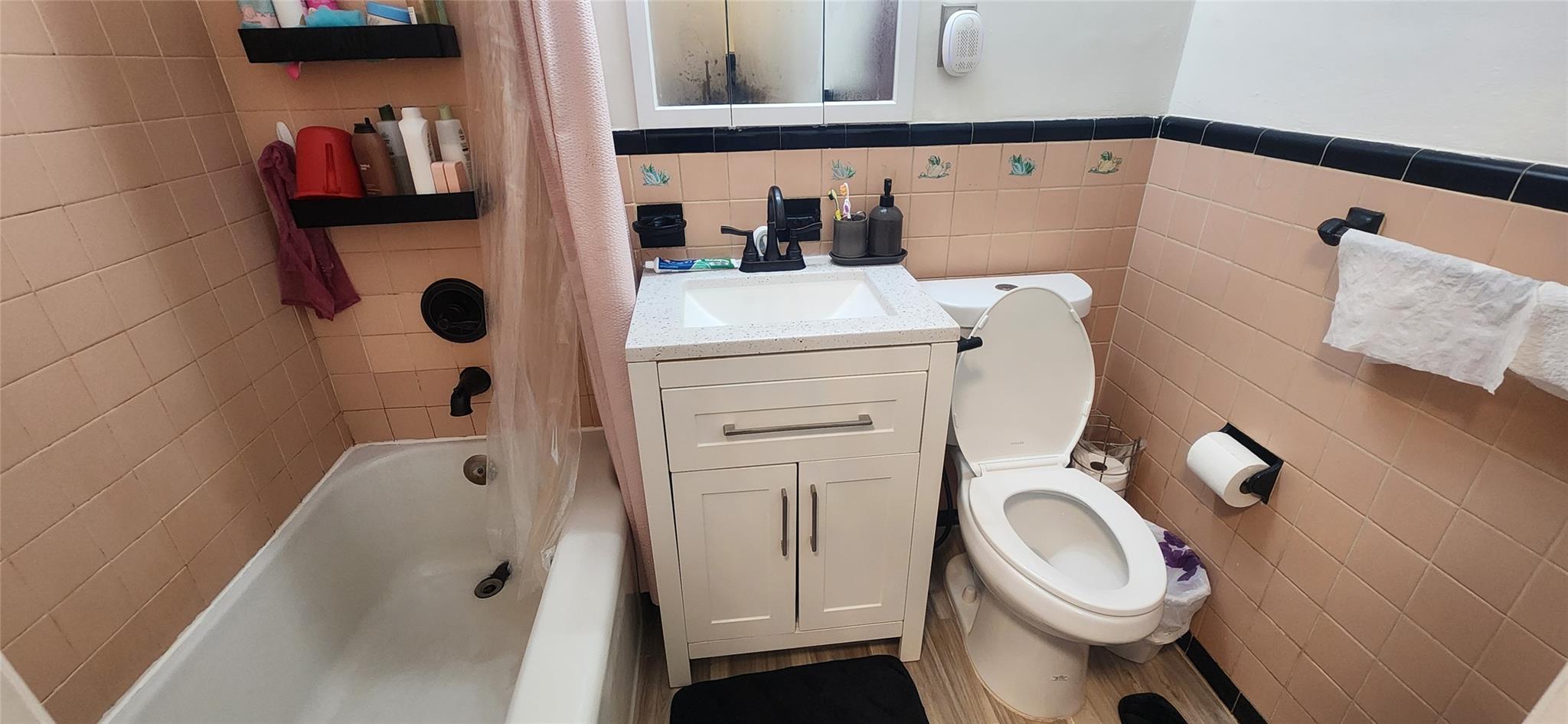 #10 photo, 11514 135th Avenue, クイーンズ区 Ozone Park , NY 11420