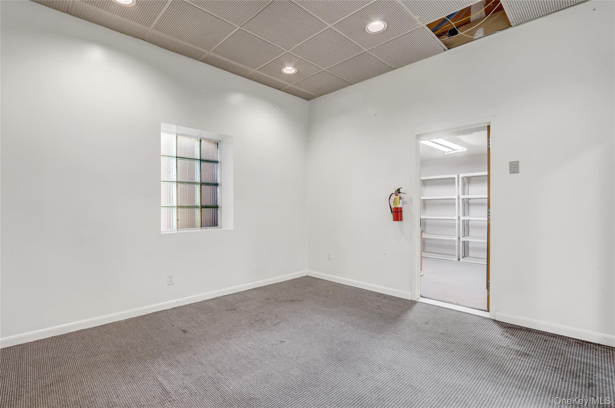 #5 photo, 13 Hendrickson Avenue, ナッソー郡 Lynbrook , NY 11563