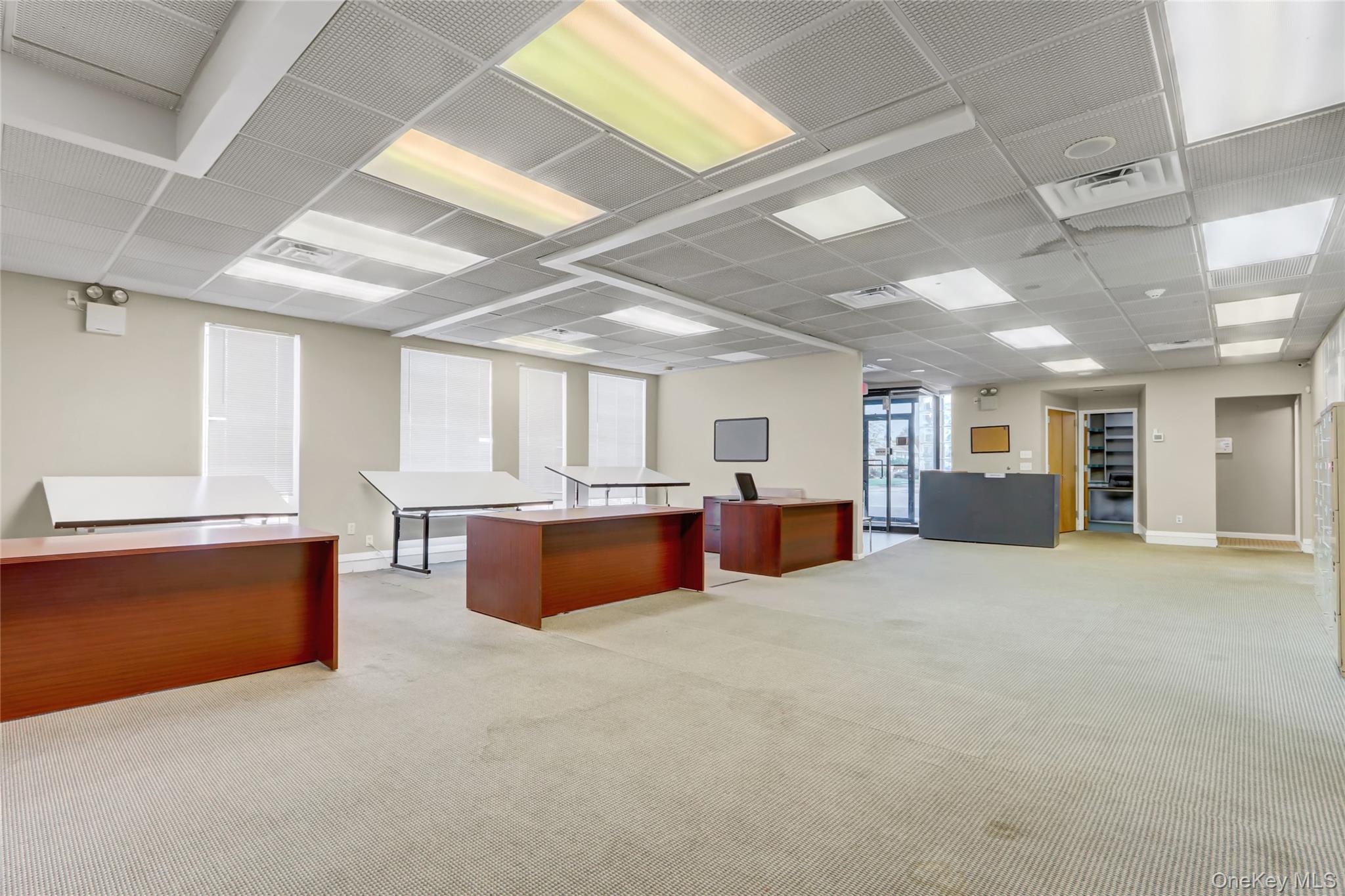 #8 photo, 13 Hendrickson Avenue, ナッソー郡 Lynbrook , NY 11563