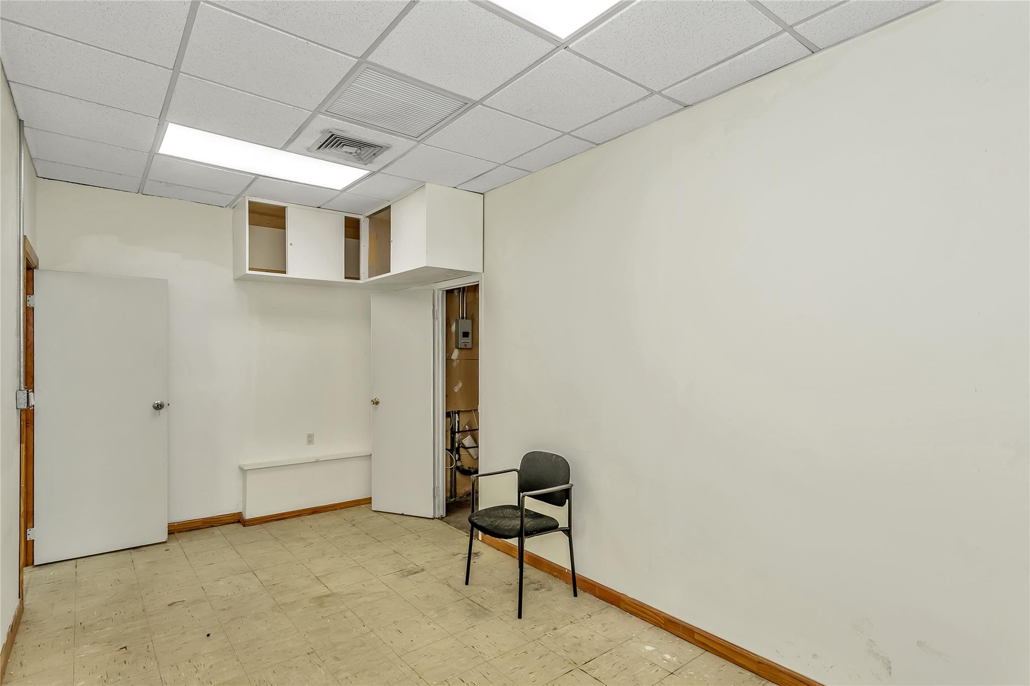 #13 photo, 33-01 Queens Blvd, クイーンズ区 Long Island City , NY 11101