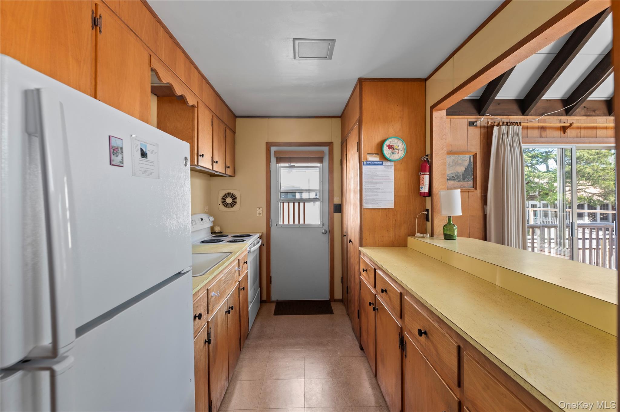 #4 photo, 66 Bungalow Walk, Ocean Beach , NY 11770