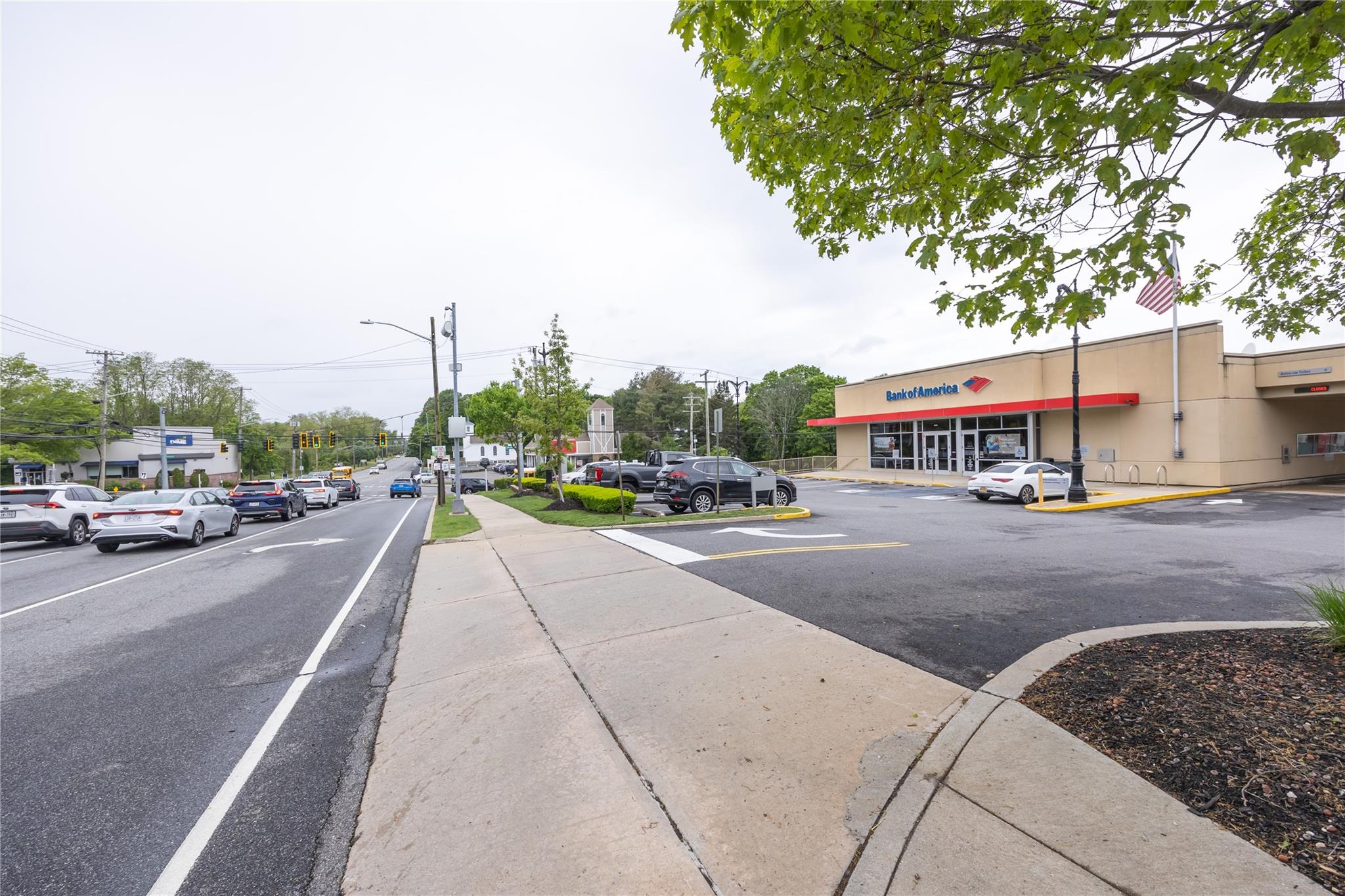 #11 photo, 8225 Jericho Turnpike, ナッソー郡 Woodbury , NY 11797