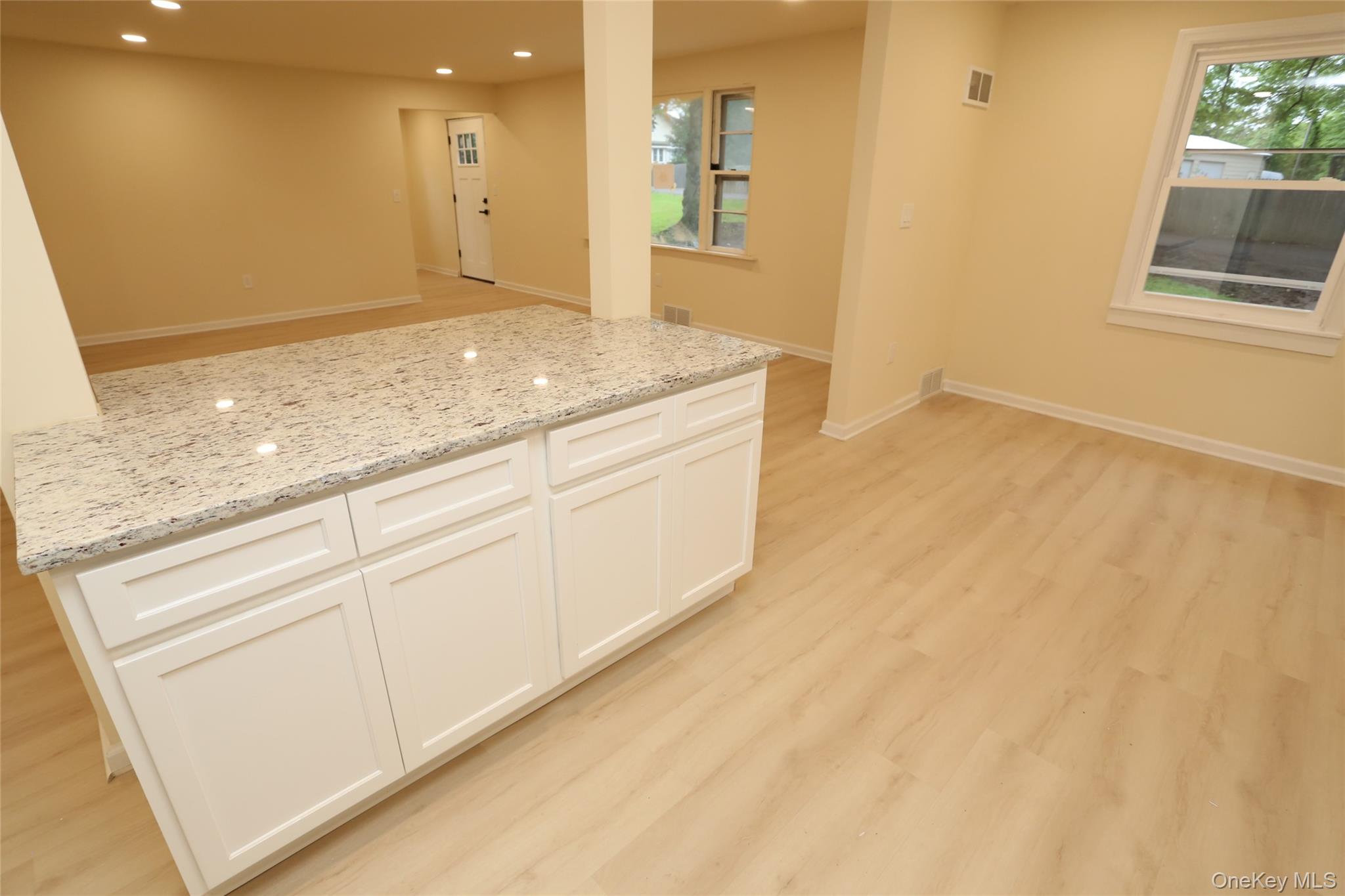 #13 photo, 20 Pineview Road, 纽约州 West Nyack , NY 10994