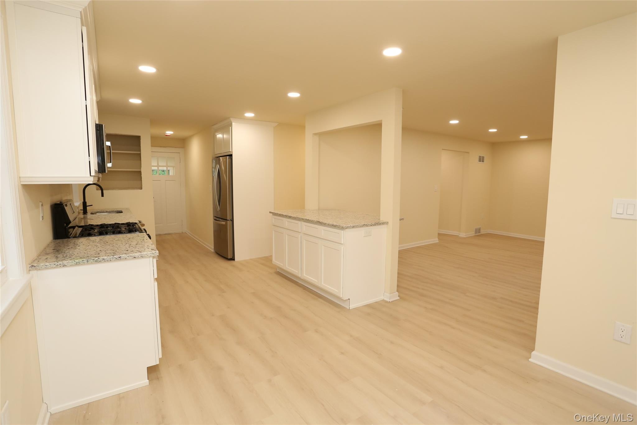 #5 photo, 20 Pineview Road, 纽约州 West Nyack , NY 10994