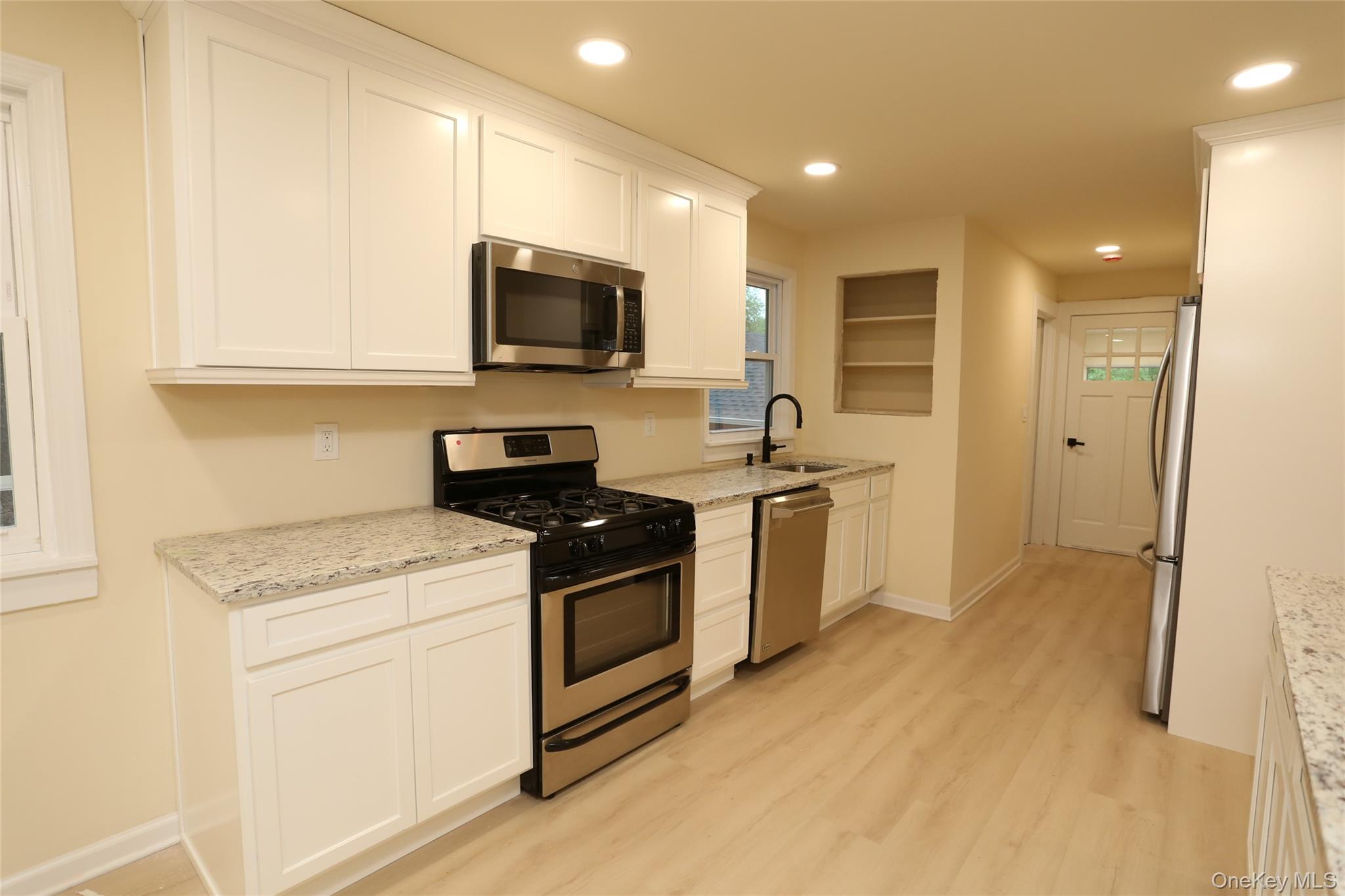 #7 photo, 20 Pineview Road, 纽约州 West Nyack , NY 10994