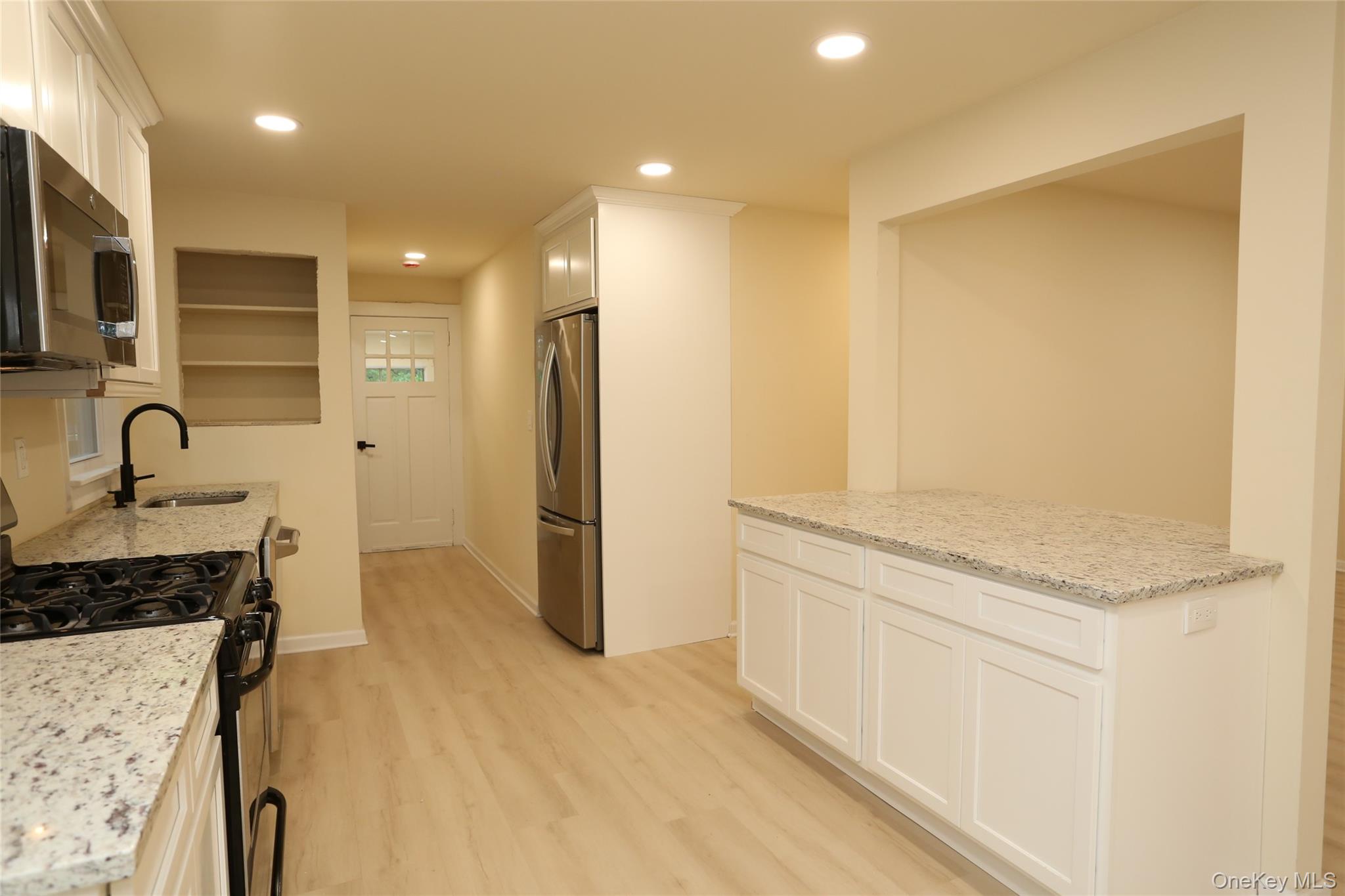 #9 photo, 20 Pineview Road, 纽约州 West Nyack , NY 10994