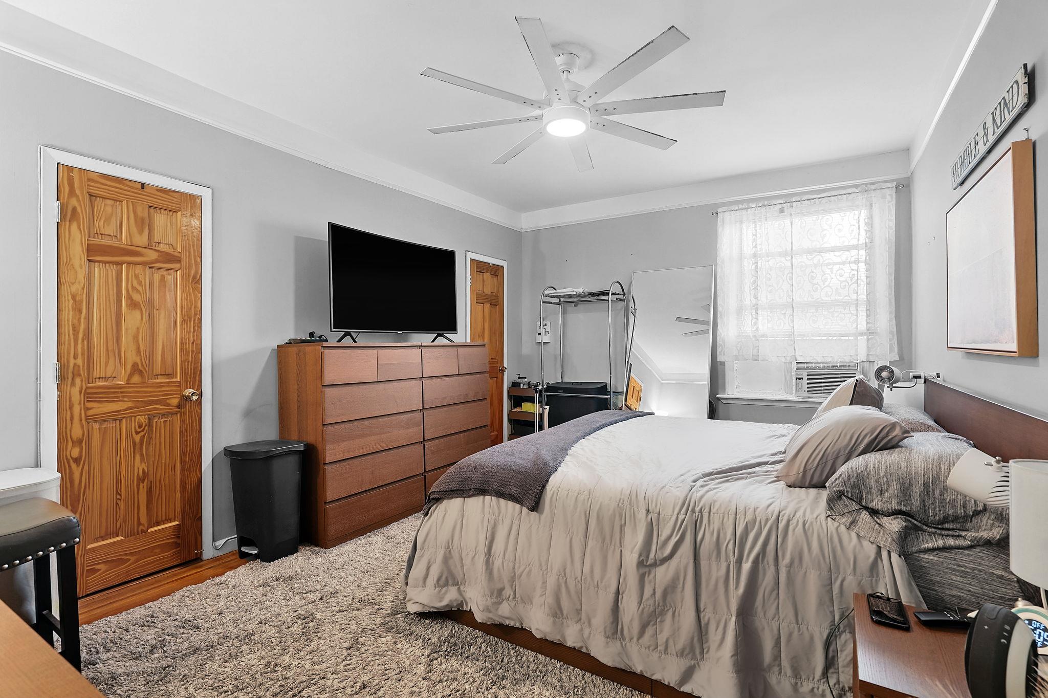 #11 photo, 472 Gramatan Avenue, Mount Vernon , NY 10552