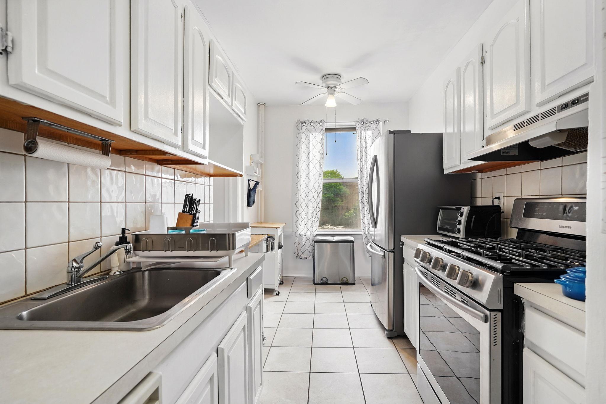 #9 photo, 472 Gramatan Avenue, Mount Vernon , NY 10552