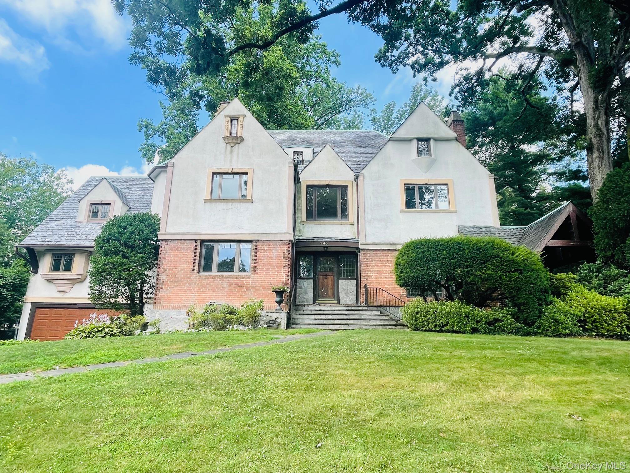 #1 photo, 240 Beechmont Drive, New Rochelle , NY 10804