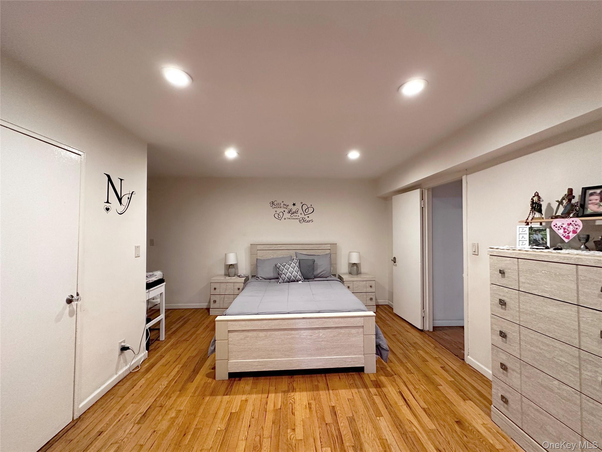 #13 photo, 270 N Broadway, Yonkers , NY 10701