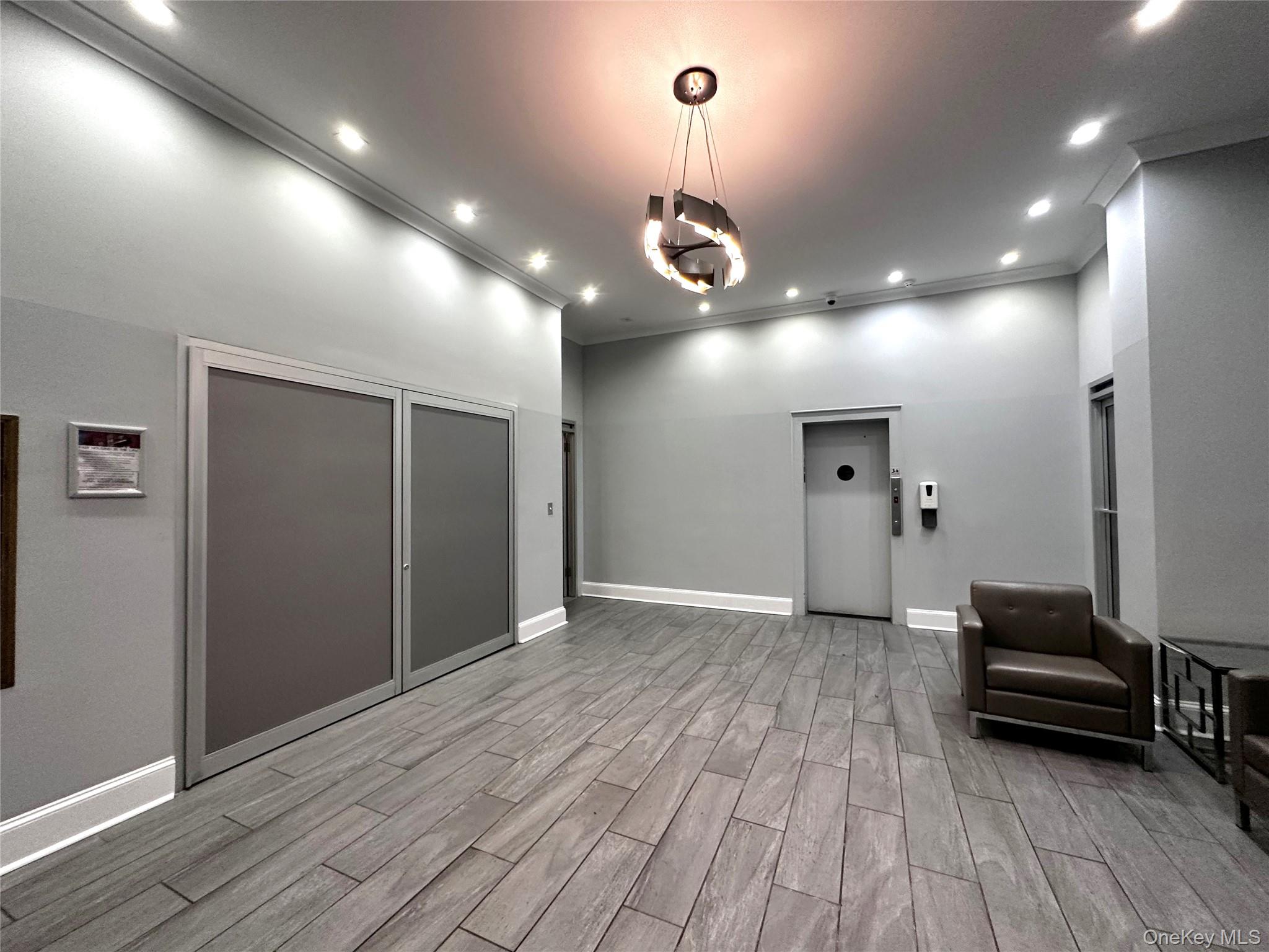 #3 photo, 270 N Broadway, Yonkers , NY 10701