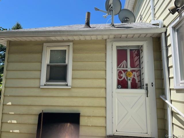 #2 photo, 221 Lincoln Avenue, ナッソー郡 Mineola , NY 11501