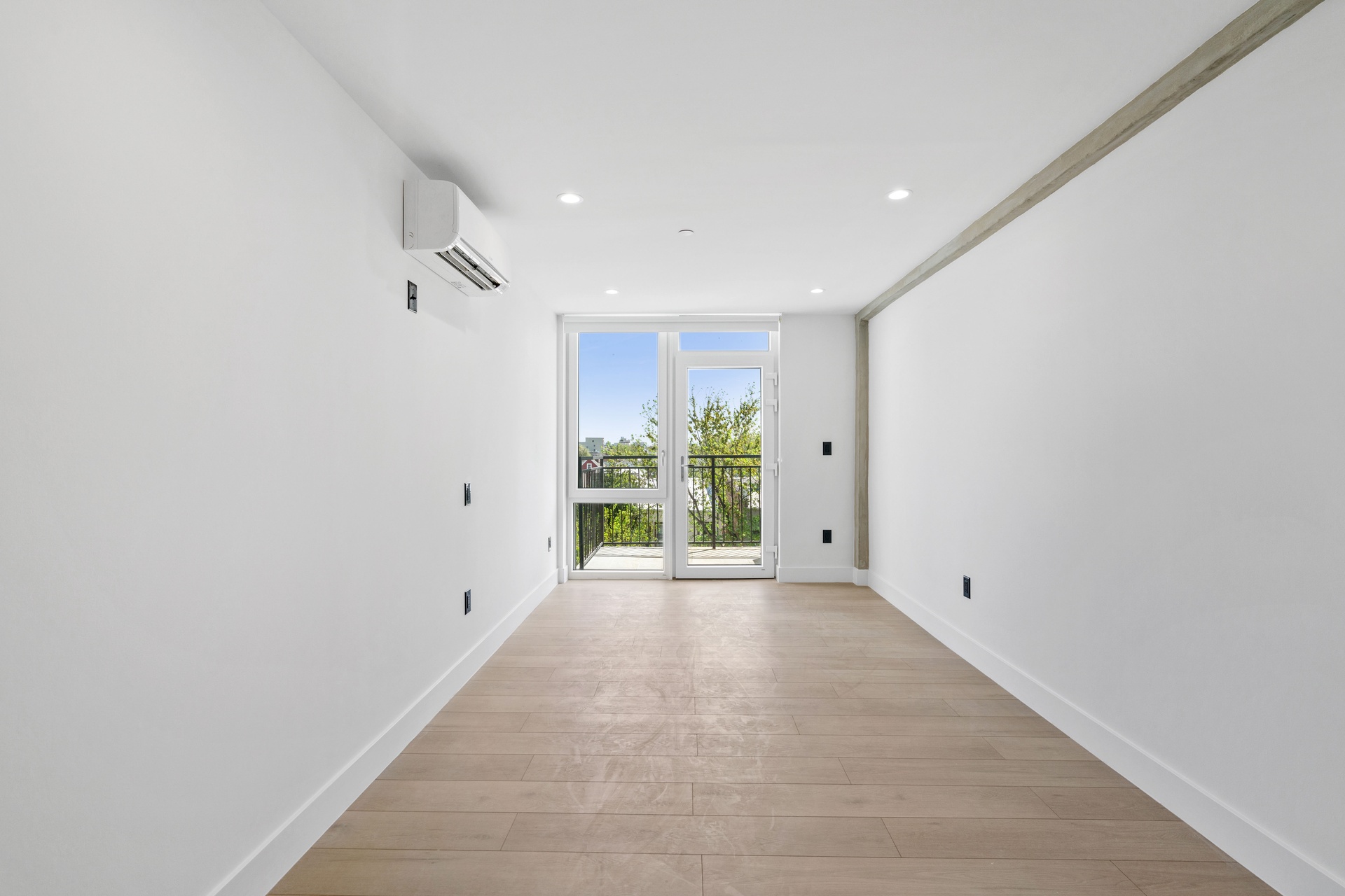 #3 photo, North Corona, クイーンズ区 North Corona , NY 11372