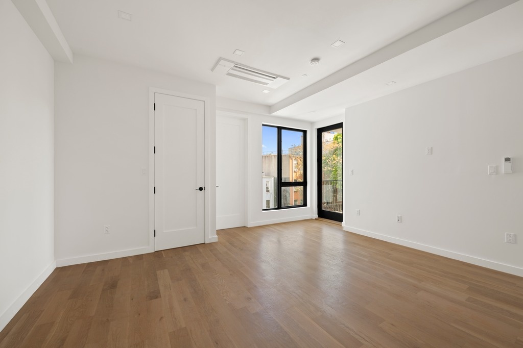 #4 photo, 78 Harman Street, ブルックリン区 Bushwick , NY 11221