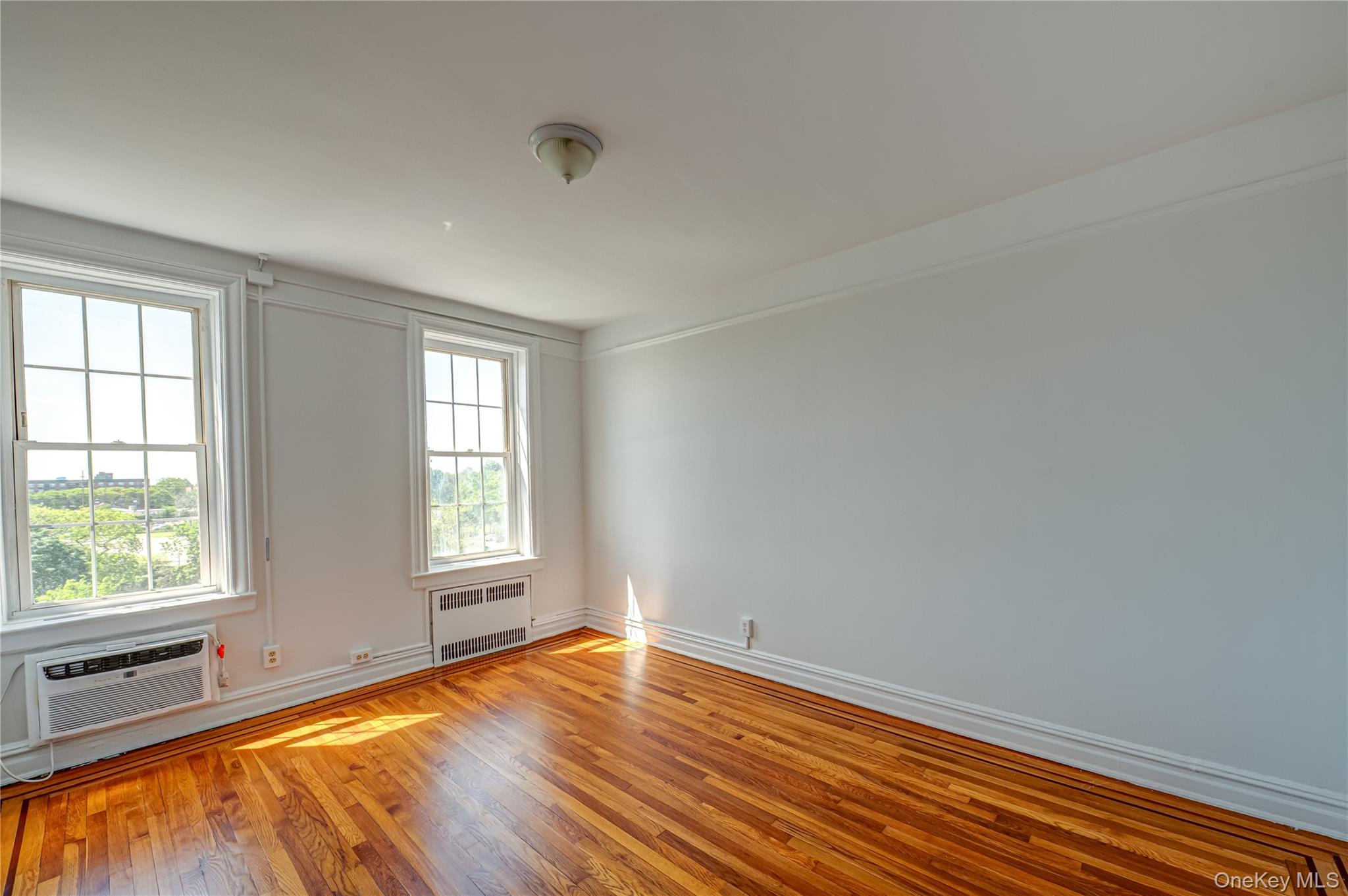 #7 photo, 12 Hamilton Place, ナッソー郡 Garden City , NY 11530