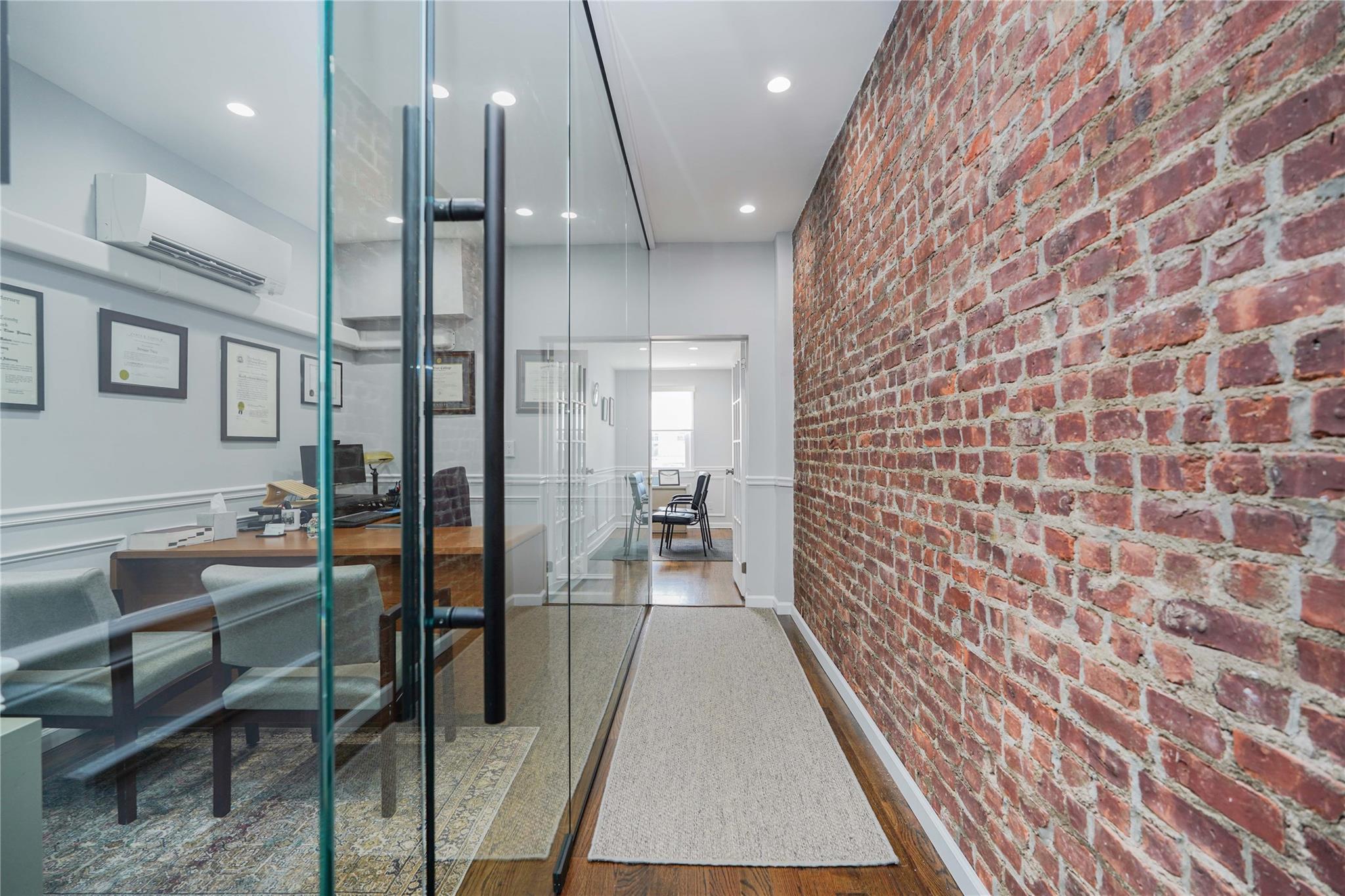 #8 photo, 646 Forest Avenue, スタテンアイランド Staten Island , NY 10310