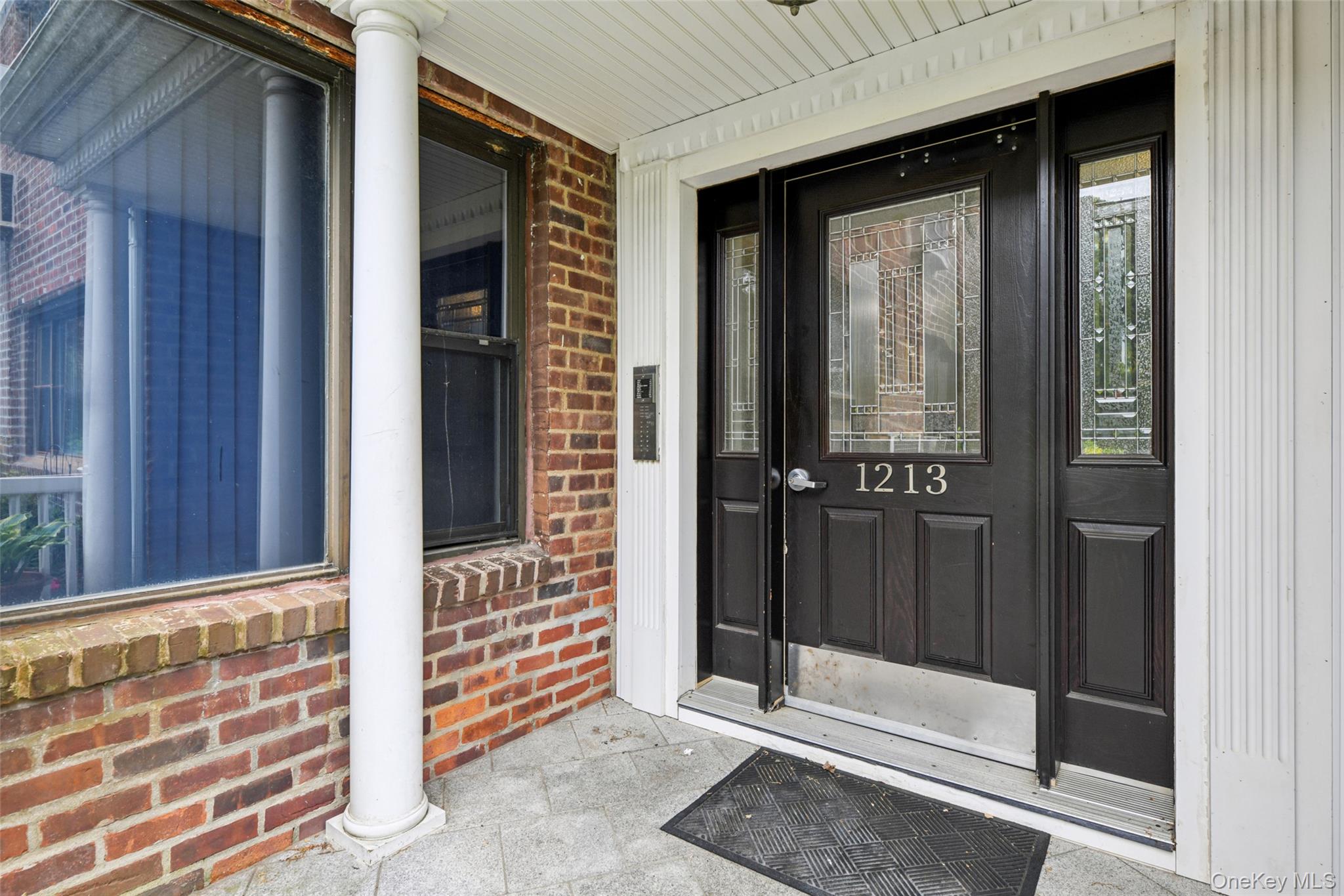 #3 photo, 1213 East Broadway, ナッソー郡 Hewlett , NY 11557