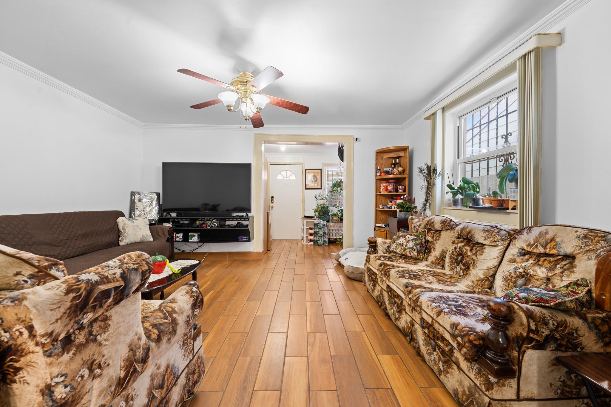 #4 photo, 86-16 130th Street, クイーンズ区 Richmond Hill , NY 11418