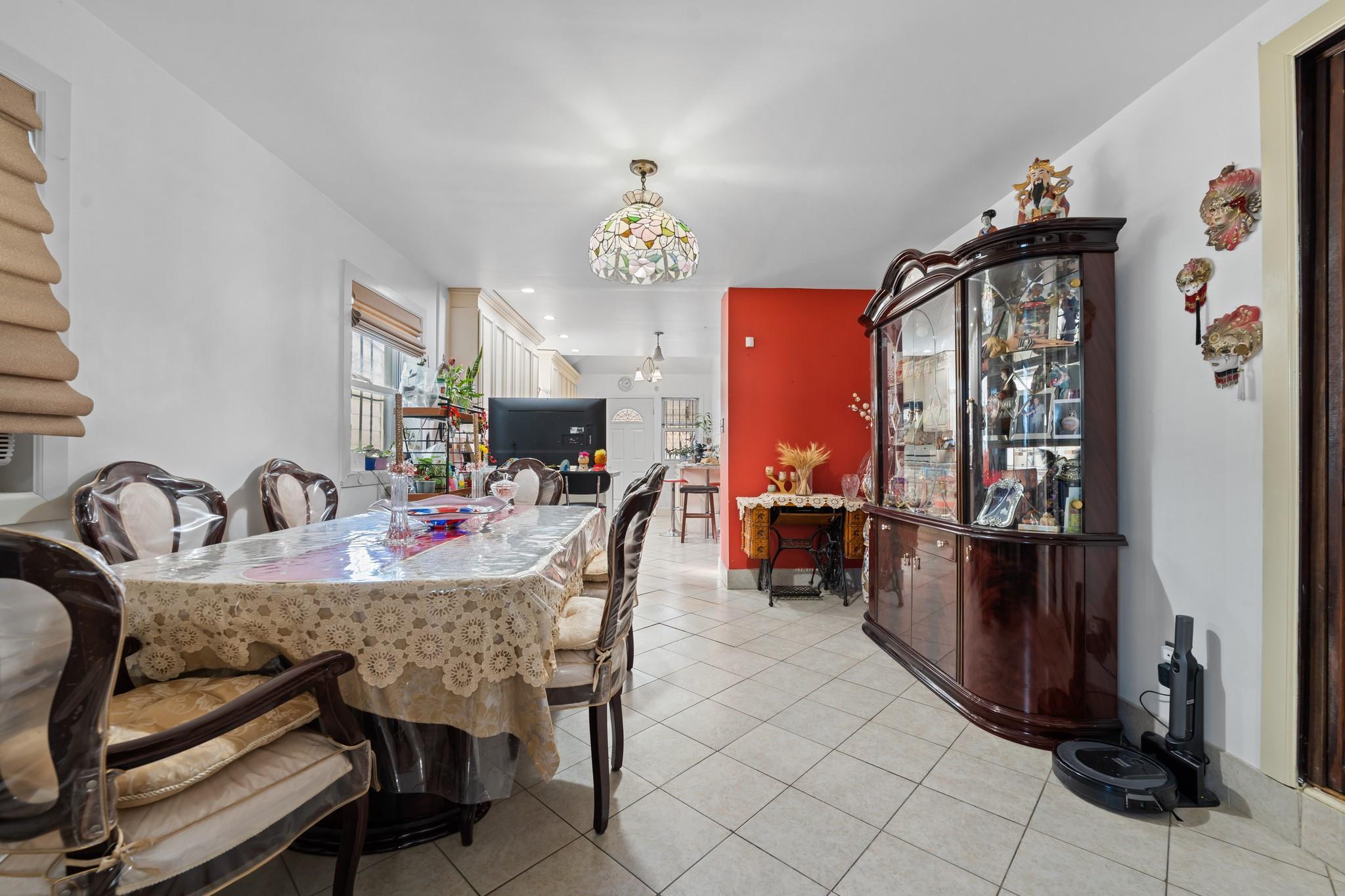 #6 photo, 86-16 130th Street, クイーンズ区 Richmond Hill , NY 11418