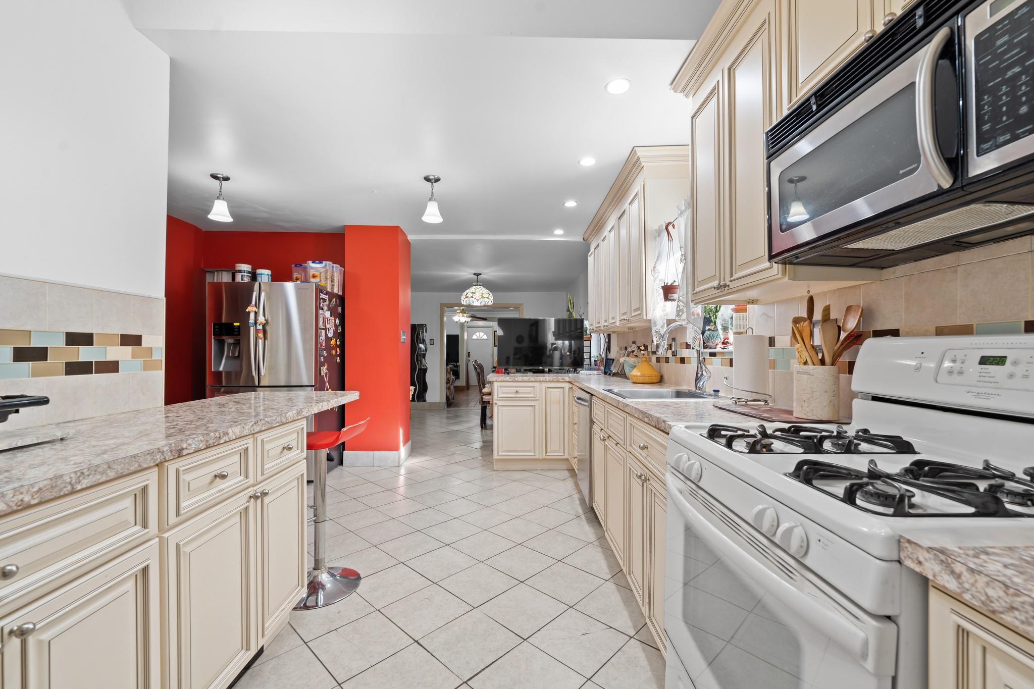 #9 photo, 86-16 130th Street, クイーンズ区 Richmond Hill , NY 11418