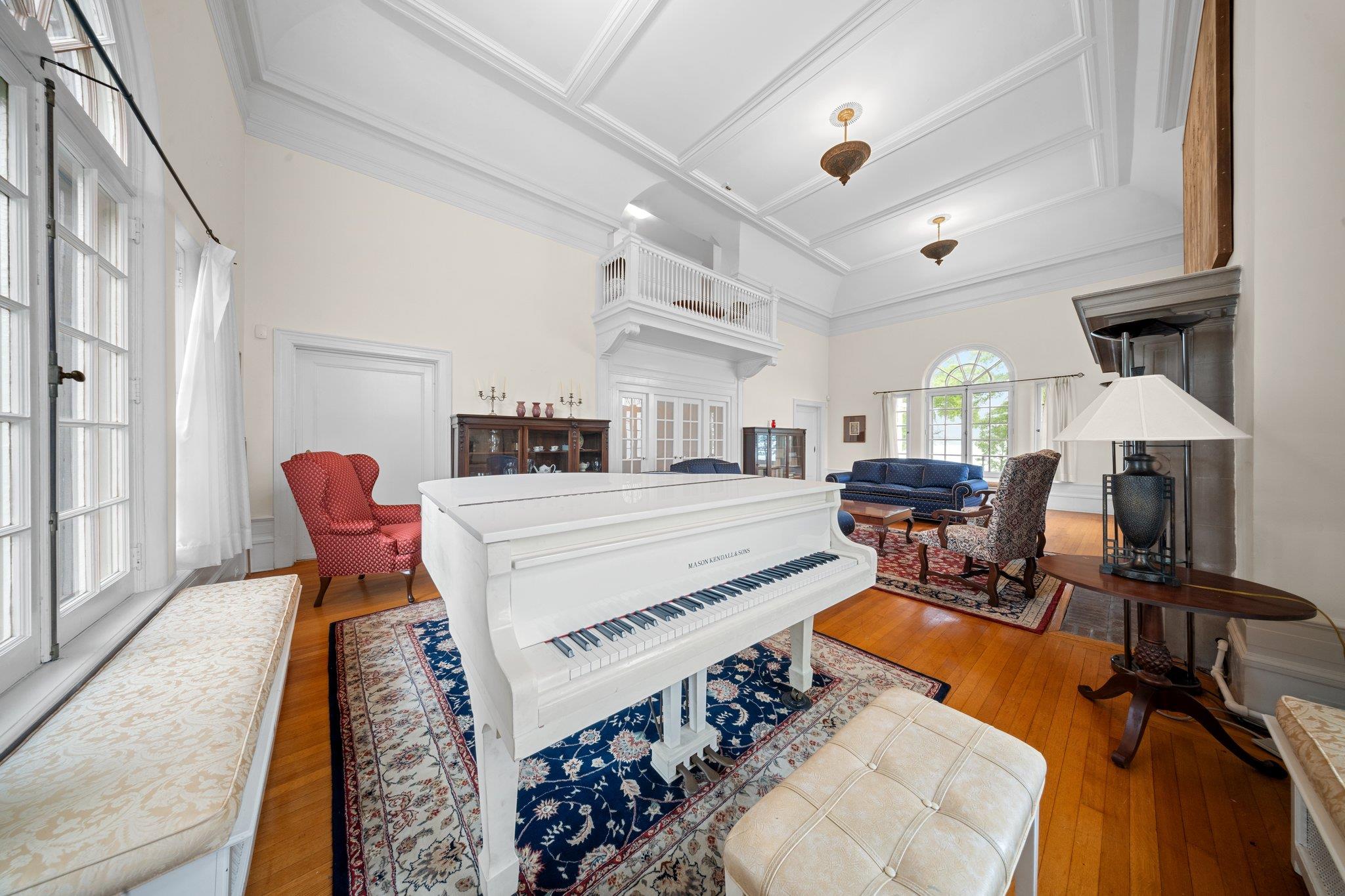 #10 photo, 10-08 Shore Road, クイーンズ区 Douglaston , NY 11363