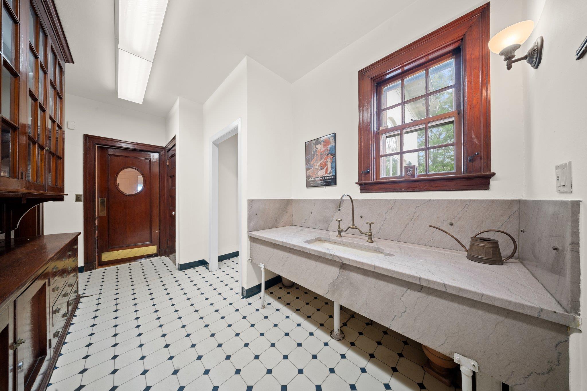 #13 photo, 10-08 Shore Road, クイーンズ区 Douglaston , NY 11363