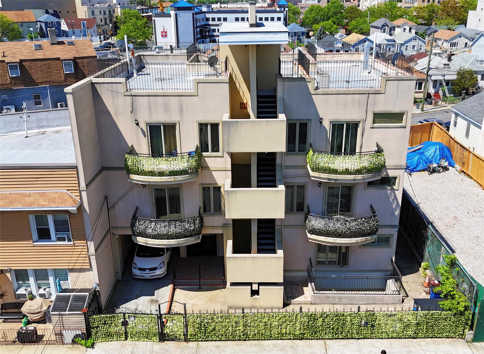 #1 photo, 2832 Brown Street, ブルックリン区 Brooklyn , NY 11235