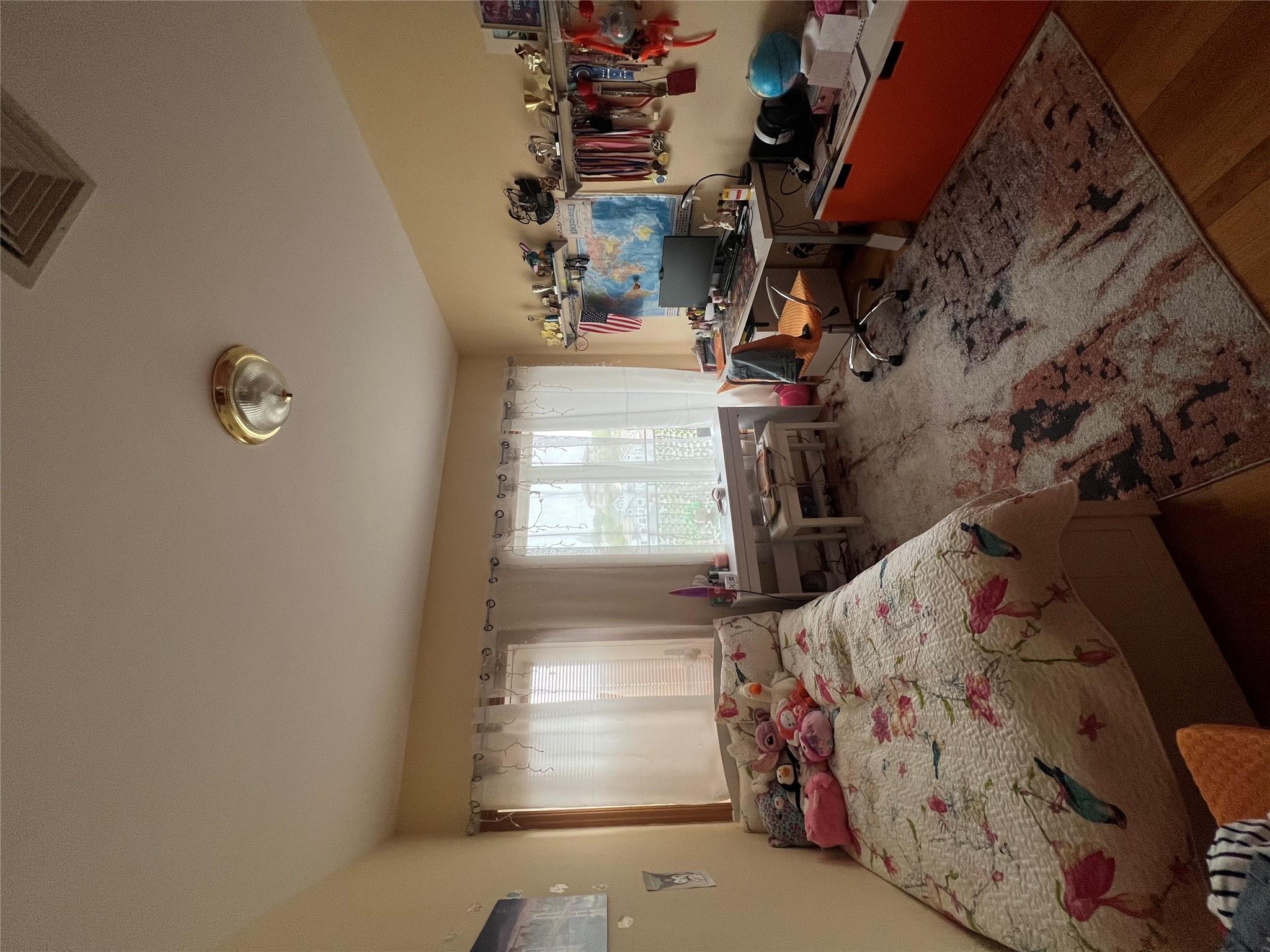 #9 photo, 2832 Brown Street, ブルックリン区 Brooklyn , NY 11235