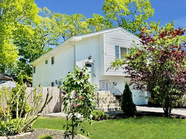 #1 photo, 10 Brushwood Drive, Shirley , NY 11967