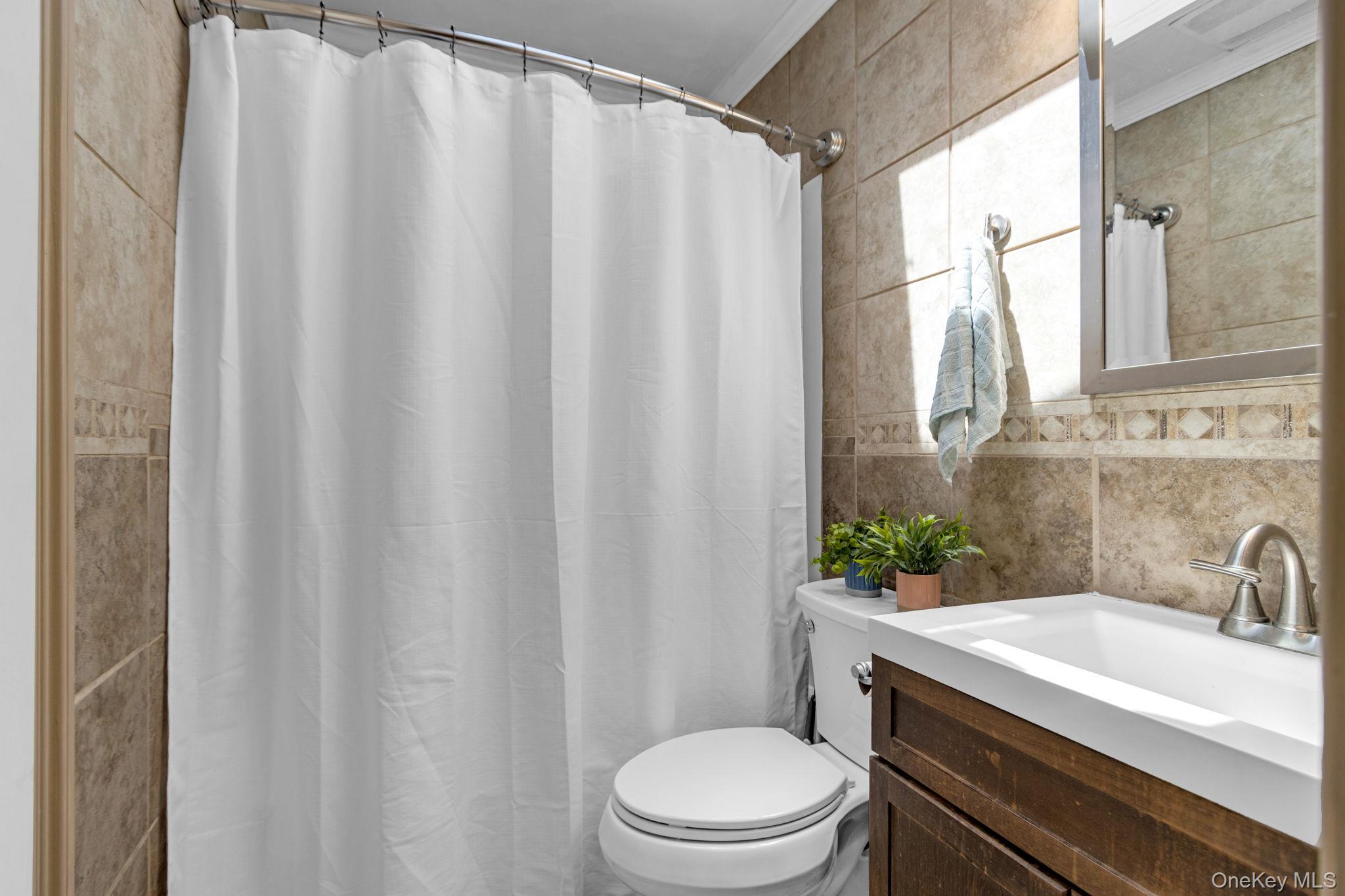 #19 photo, 11 Queen Anne Lane, Wappingers Falls , NY 12590