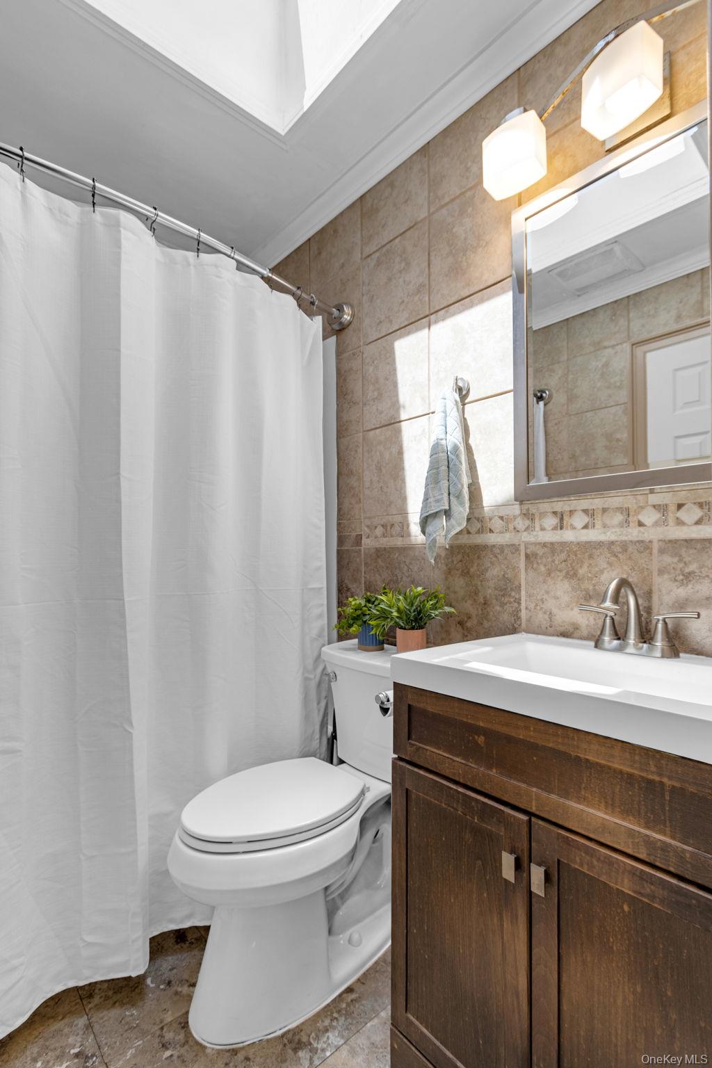 #20 photo, 11 Queen Anne Lane, Wappingers Falls , NY 12590