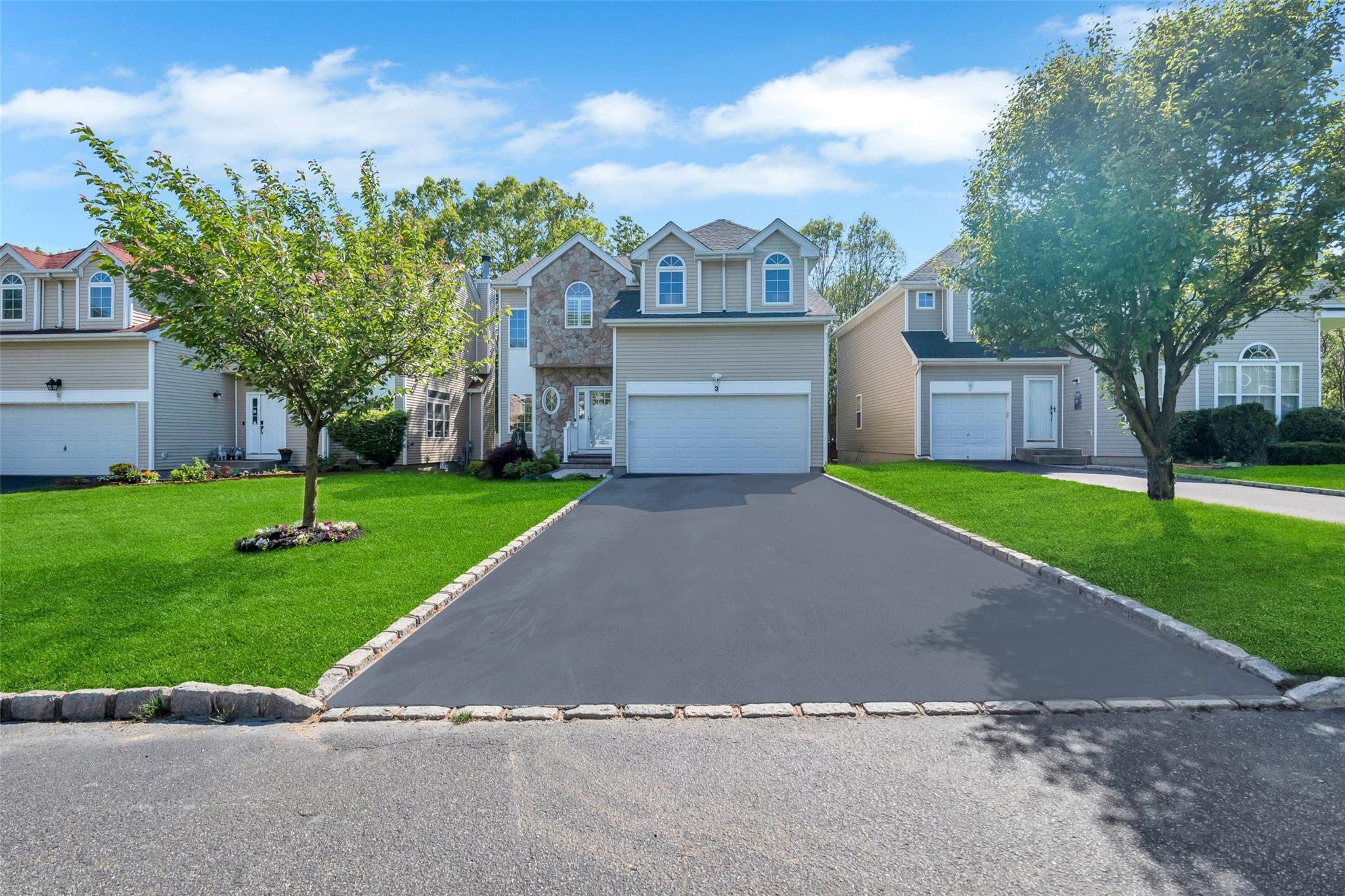 #1 photo, 3 Sunflower Ridge Road, South Setauket , NY 11720