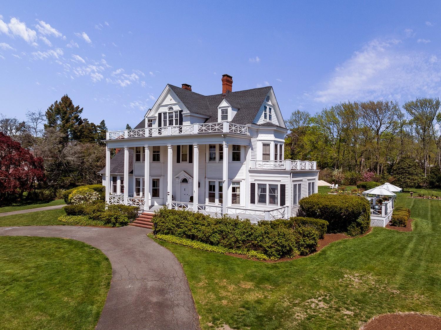 #3 photo, 35 S Penataquit Avenue, サフォーク郡 Bay Shore , NY 11706