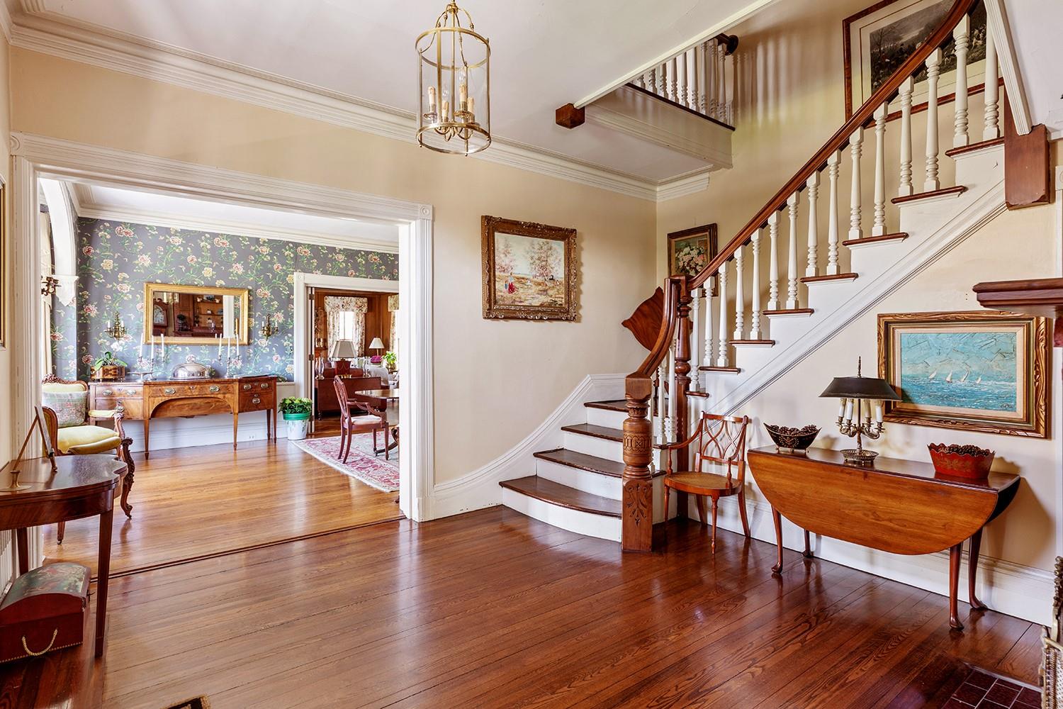 #4 photo, 35 S Penataquit Avenue, サフォーク郡 Bay Shore , NY 11706