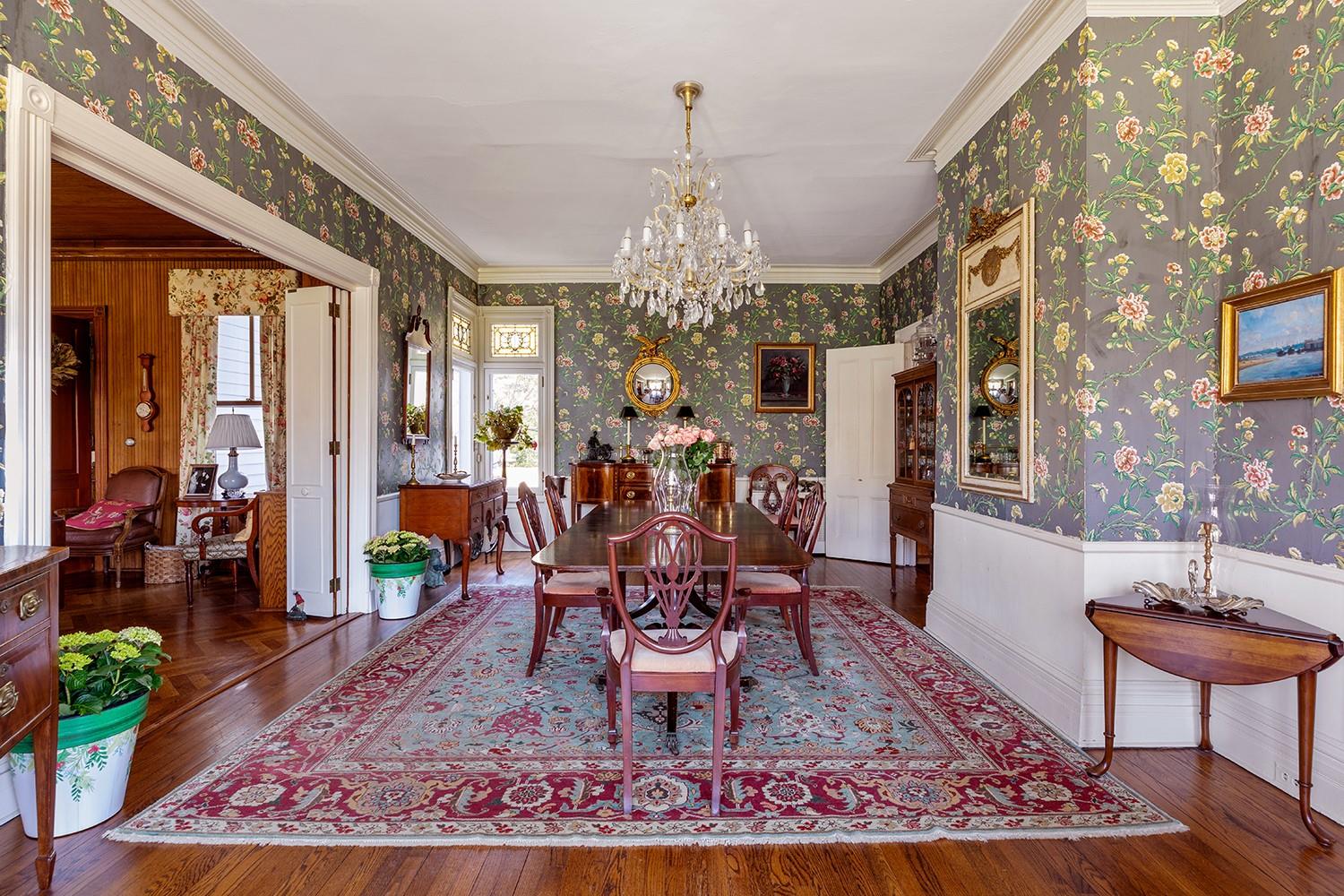 #5 photo, 35 S Penataquit Avenue, サフォーク郡 Bay Shore , NY 11706