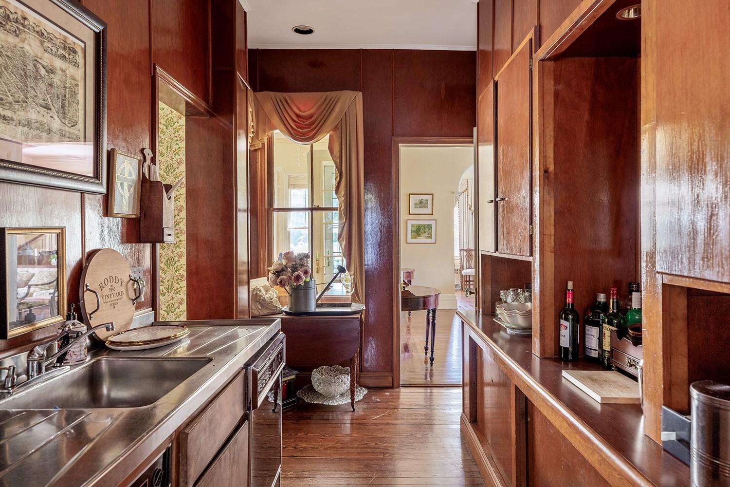 #8 photo, 35 S Penataquit Avenue, サフォーク郡 Bay Shore , NY 11706