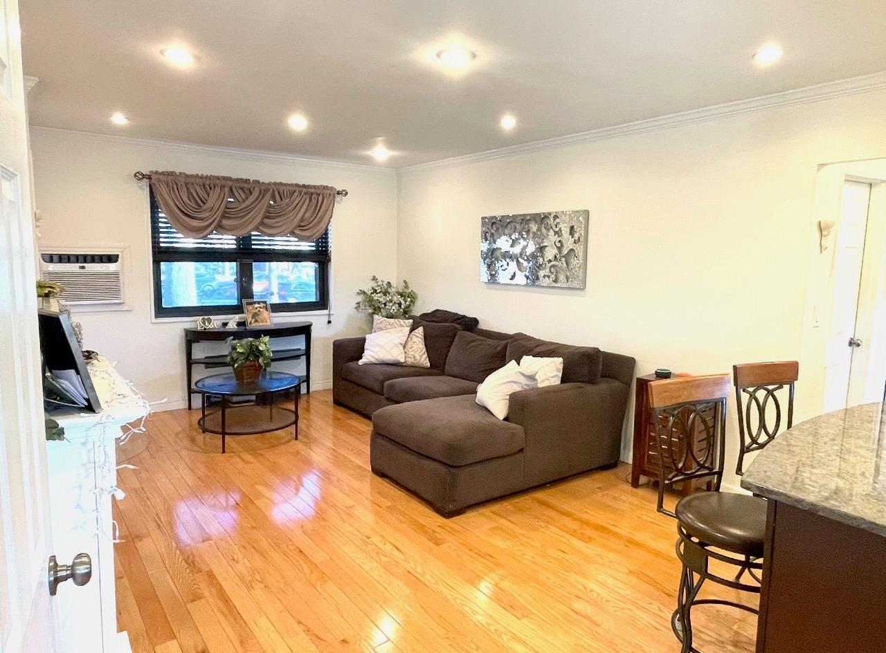 #5 photo, 57-21 246 Crescent, クイーンズ区 Douglaston , NY 11362