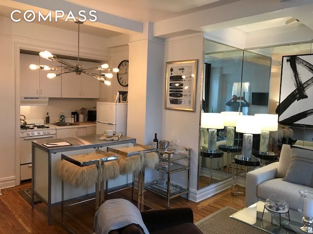 #1 photo, 457 W 57th Street, Hell's Kitchen , NY 10019