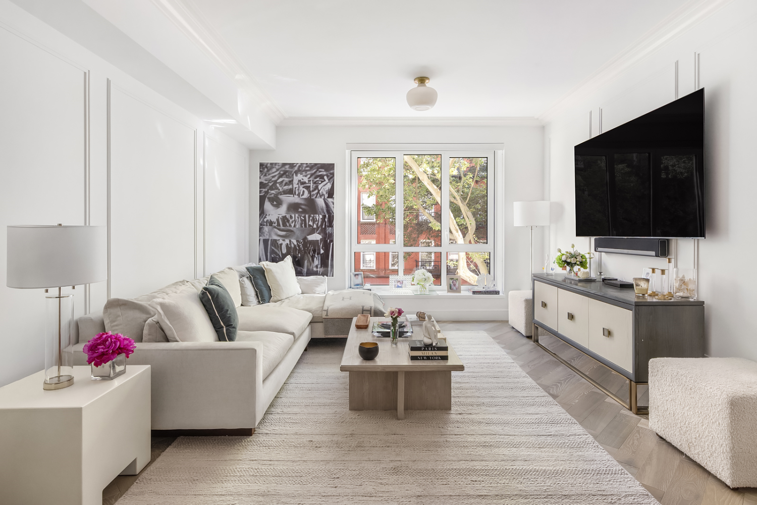 #1 photo, 333 E 82ND Street, Yorkville , NY 10028