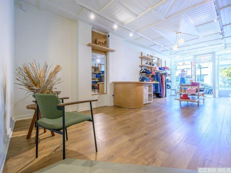 #10 photo, 508 Warren Street, Hudson , NY 12534