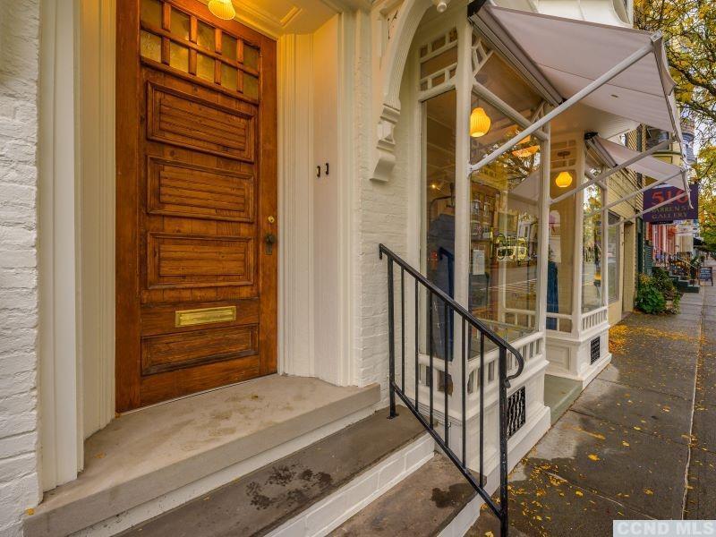 #16 photo, 508 Warren Street, Hudson , NY 12534