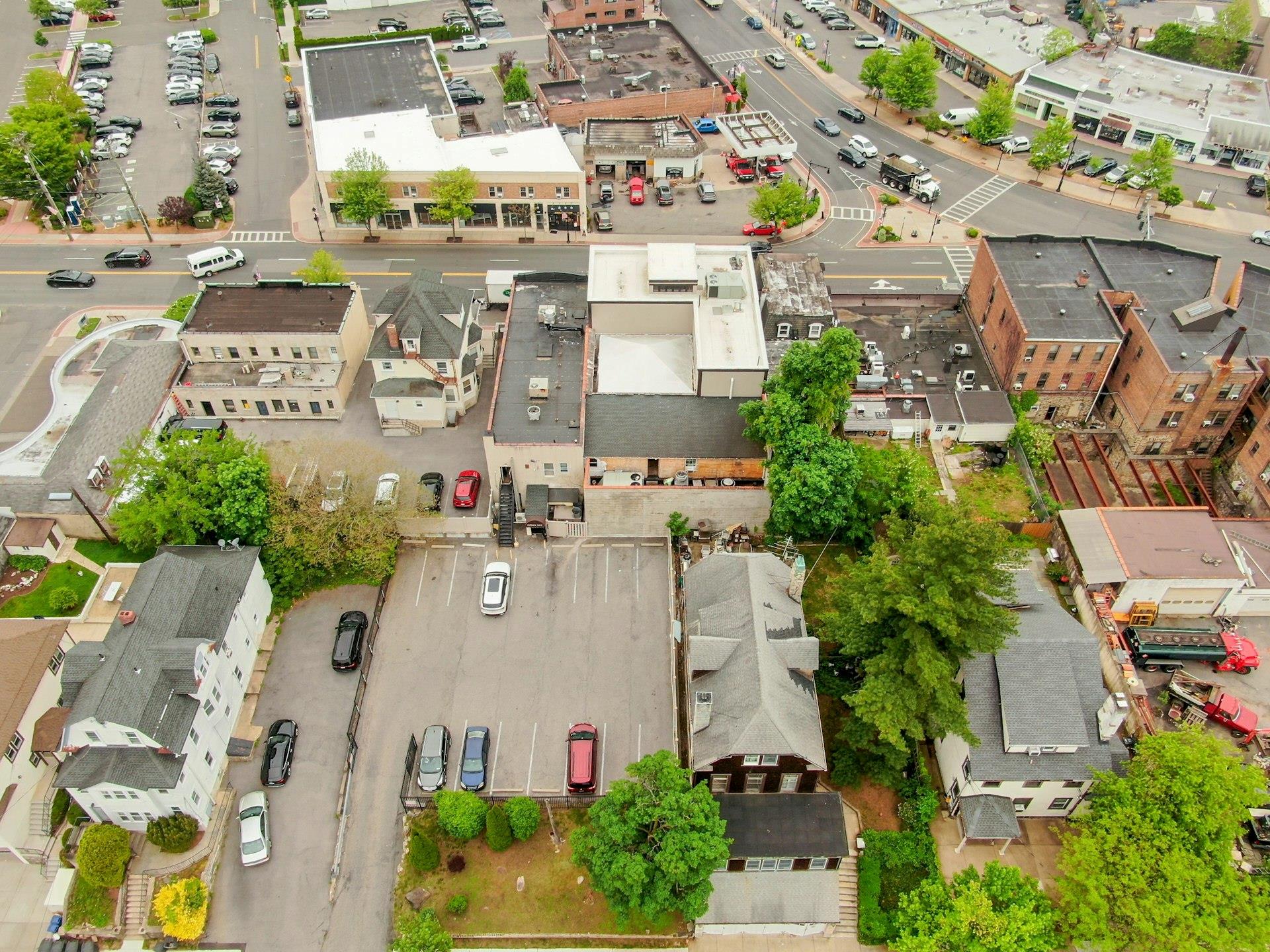 #14 photo, 433 White Plains Road, Eastchester , NY 10709