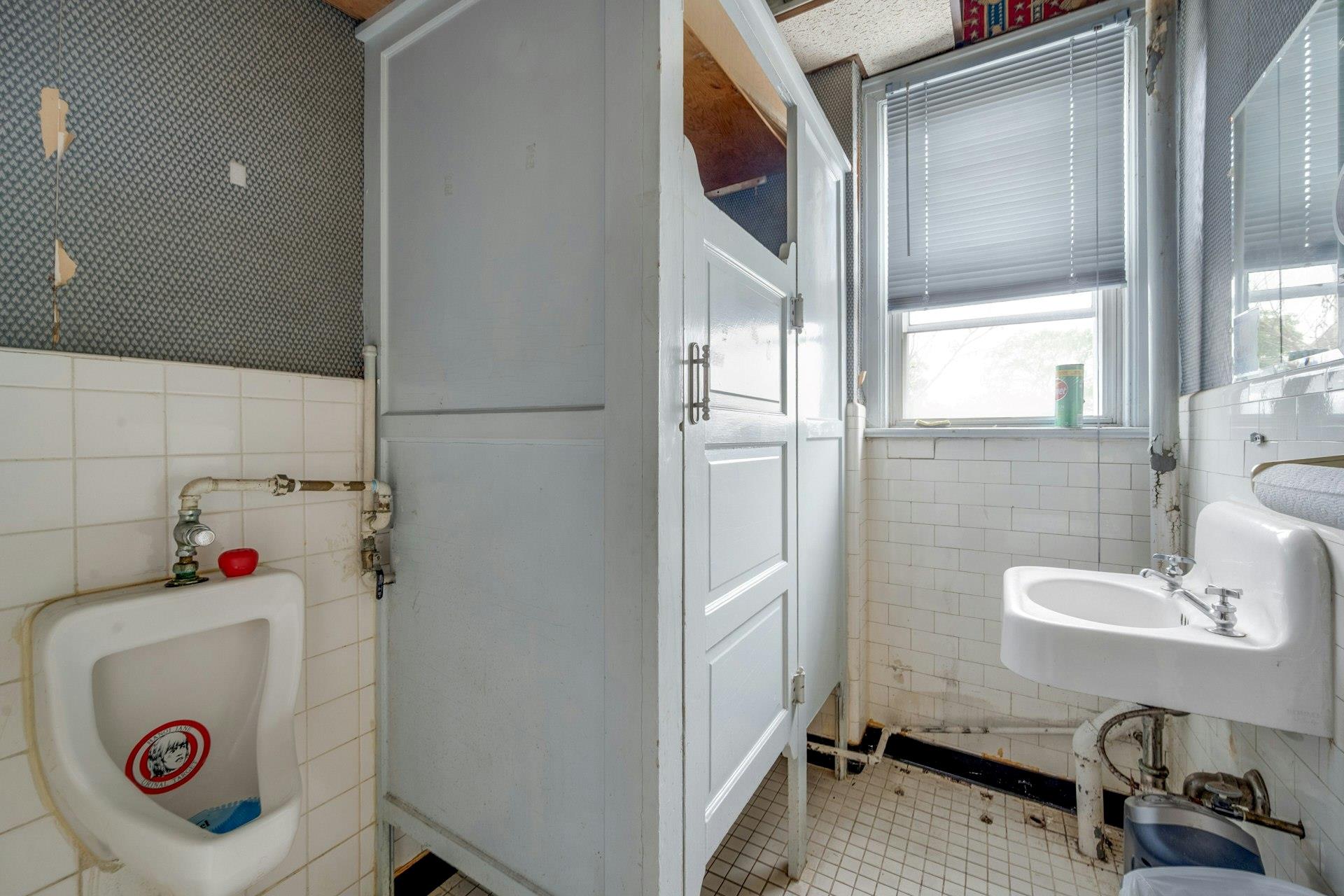 #9 photo, 433 White Plains Road, Eastchester , NY 10709