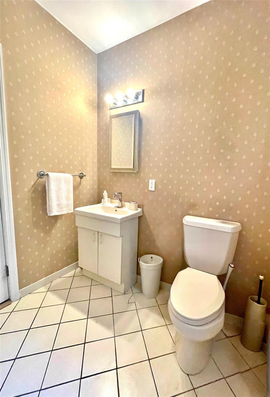 #7 photo, 4005 203rd Street, クイーンズ区 Bayside , NY 11361