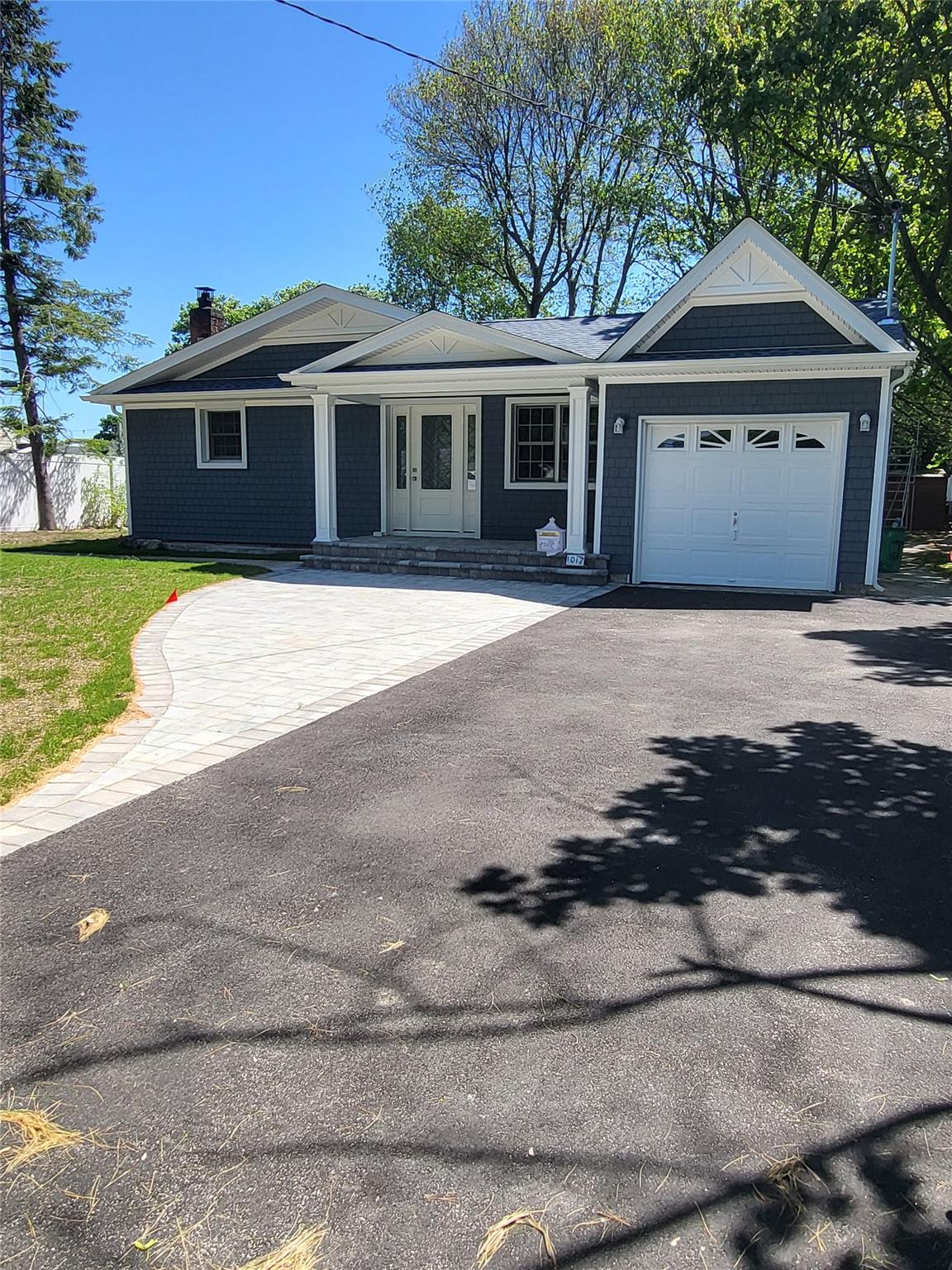 #1 photo, 1017 Fire Island Avenue, Bay Shore , NY 11706