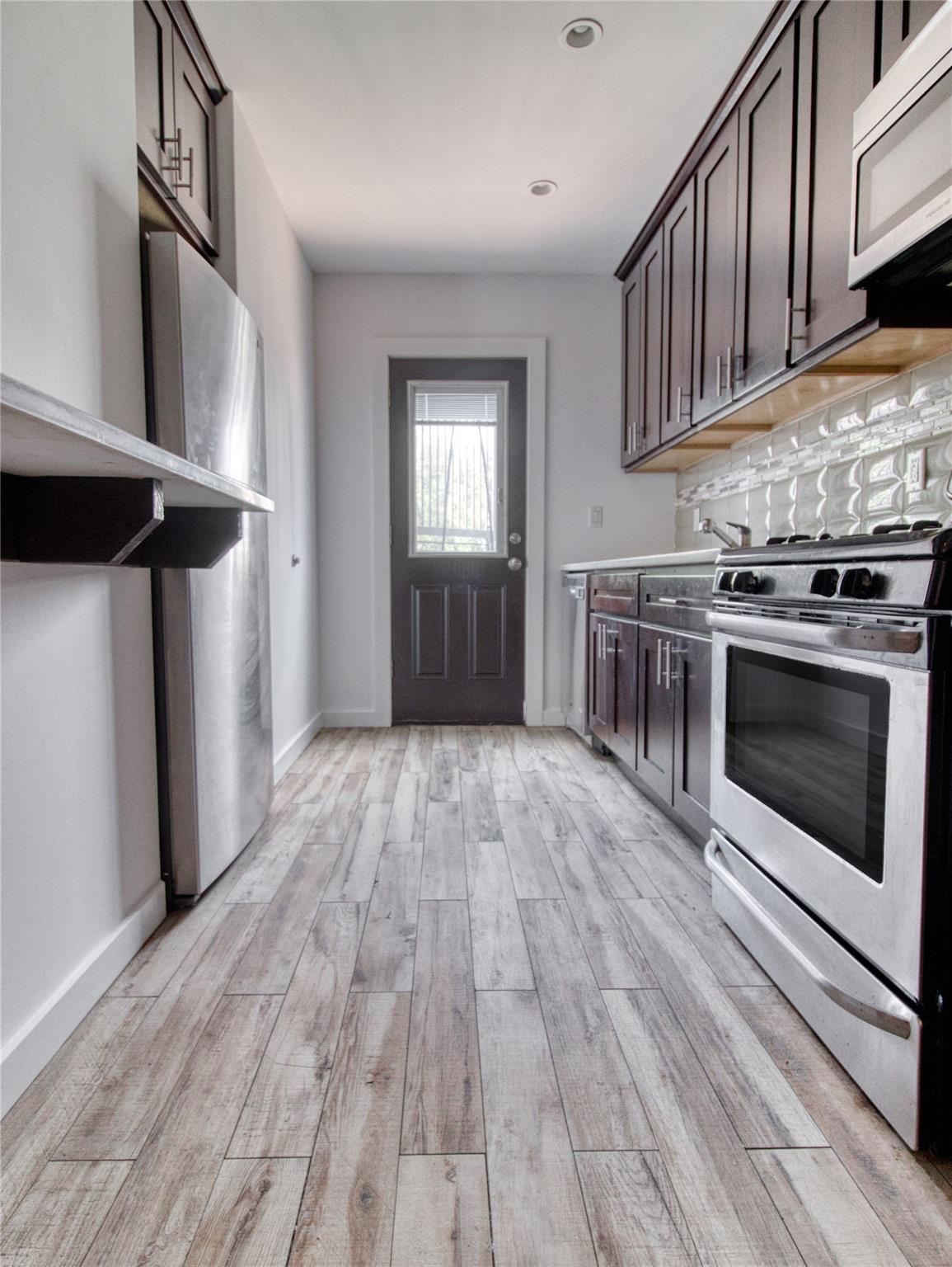 #19 photo, 151 Noll Street, ブルックリン区 Brooklyn , NY 11206