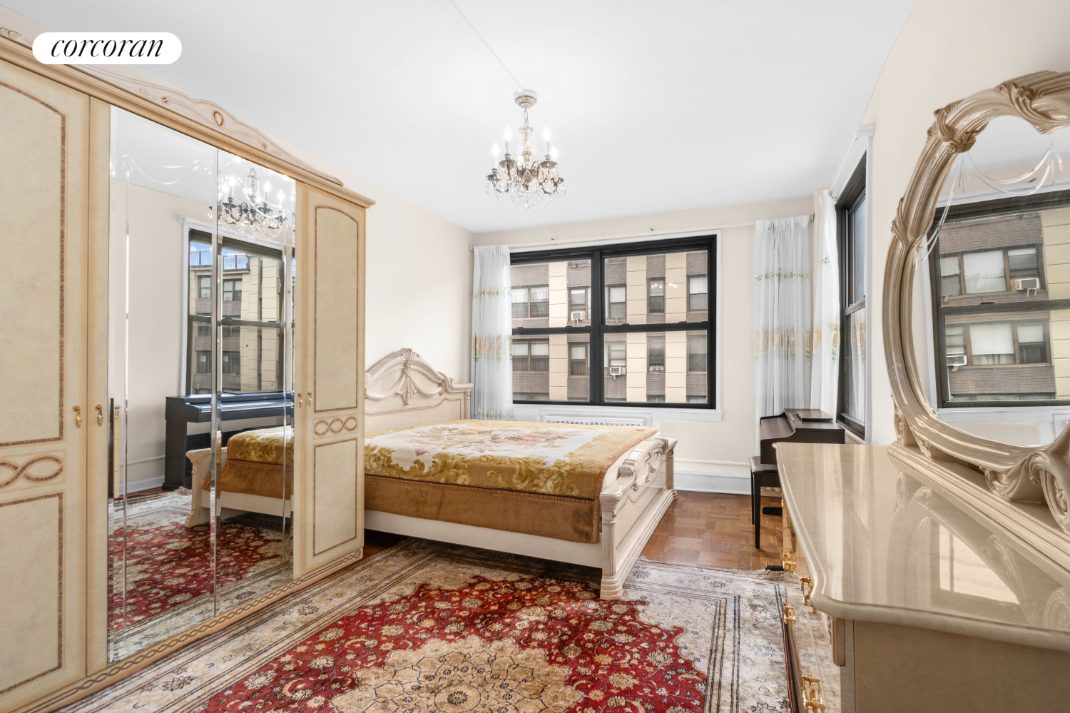 #7 photo, 98-34 63RD Drive, クイーンズ区 Rego Park , NY 11374