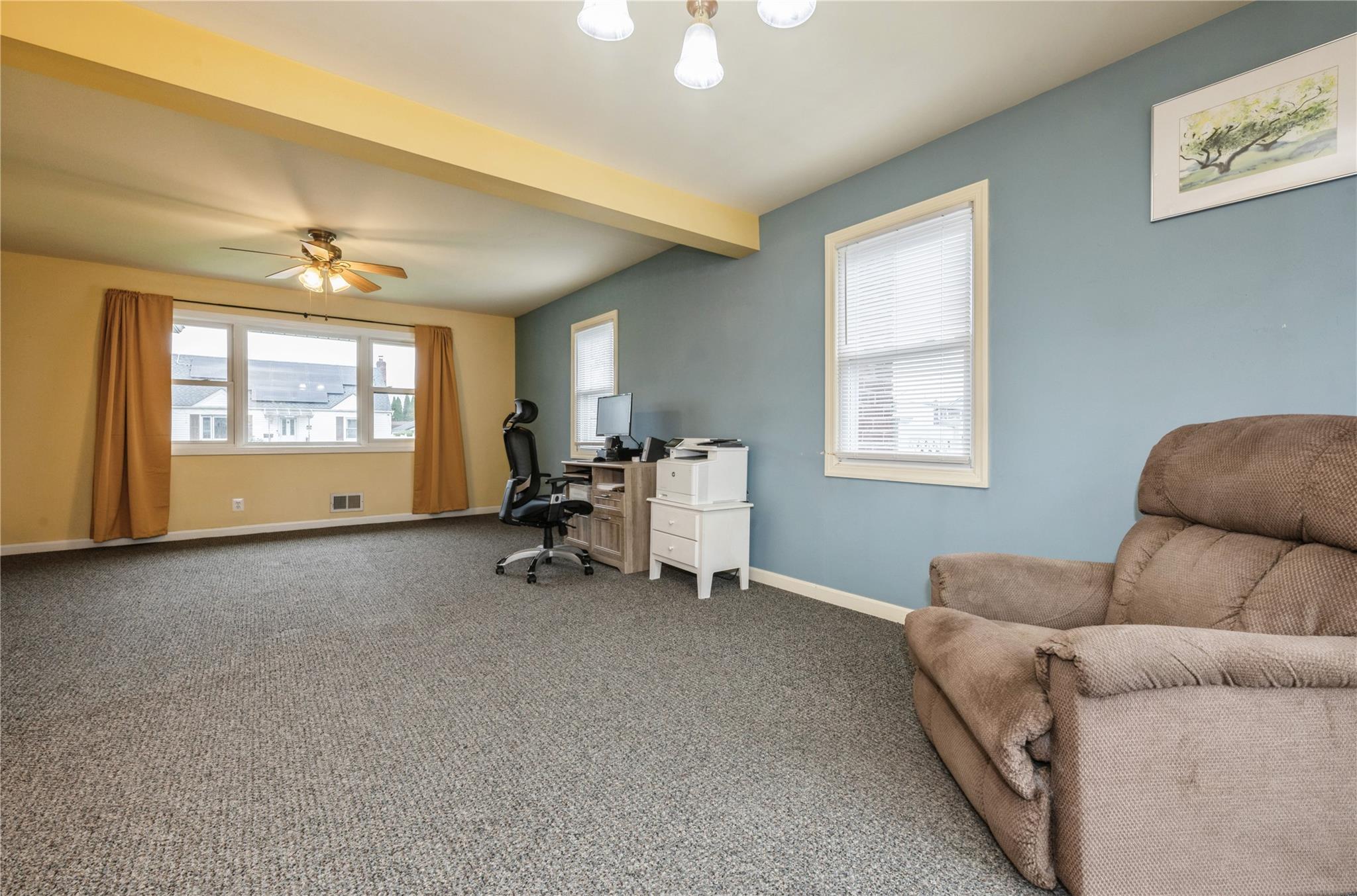 #11 photo, 24 Garden Boulevard, Hicksville , NY 11801