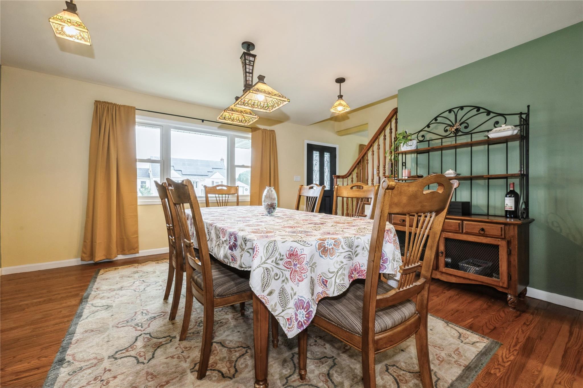 #13 photo, 24 Garden Boulevard, Hicksville , NY 11801